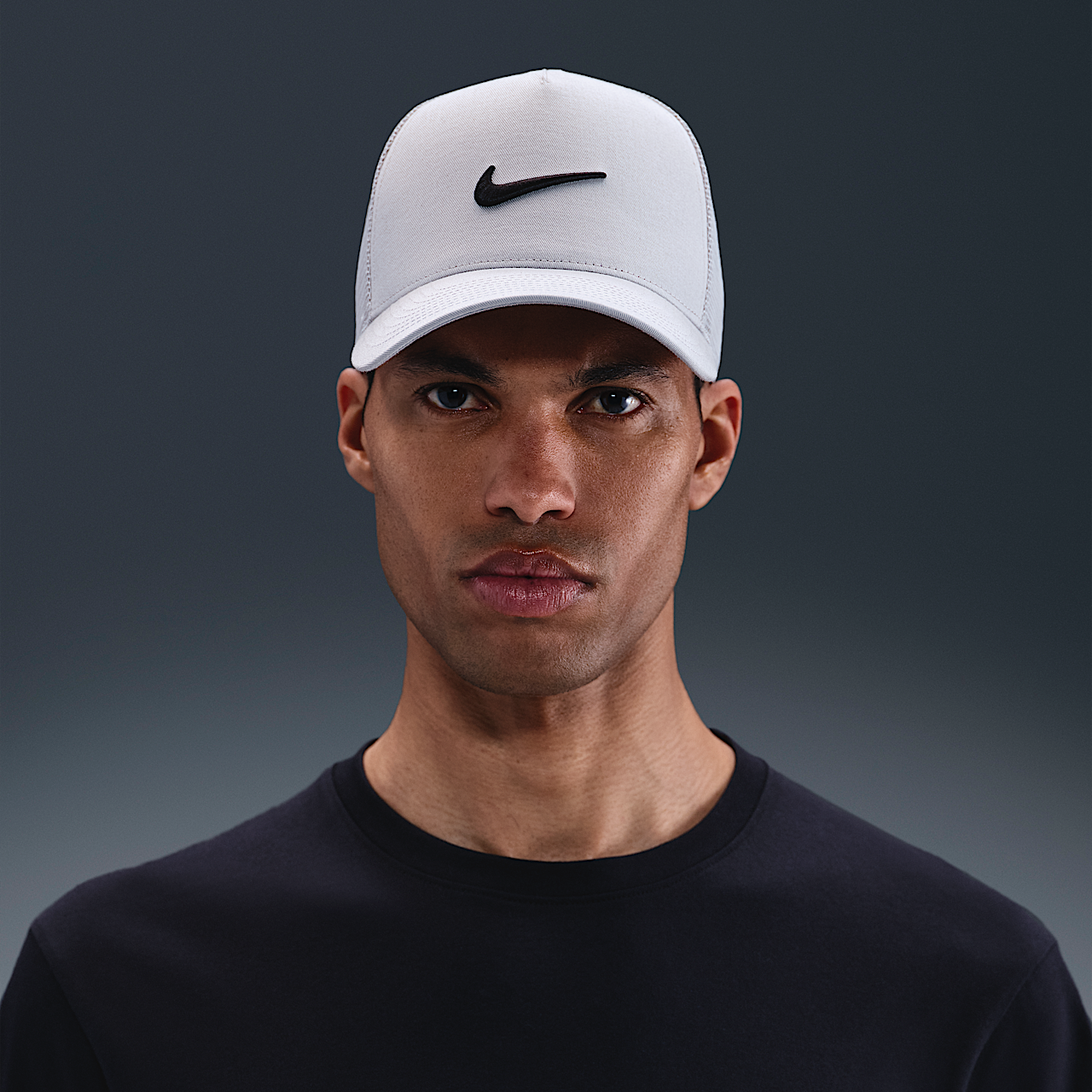 Nike Rise (Light Smoke Grey/Light Smoke Grey/Black)