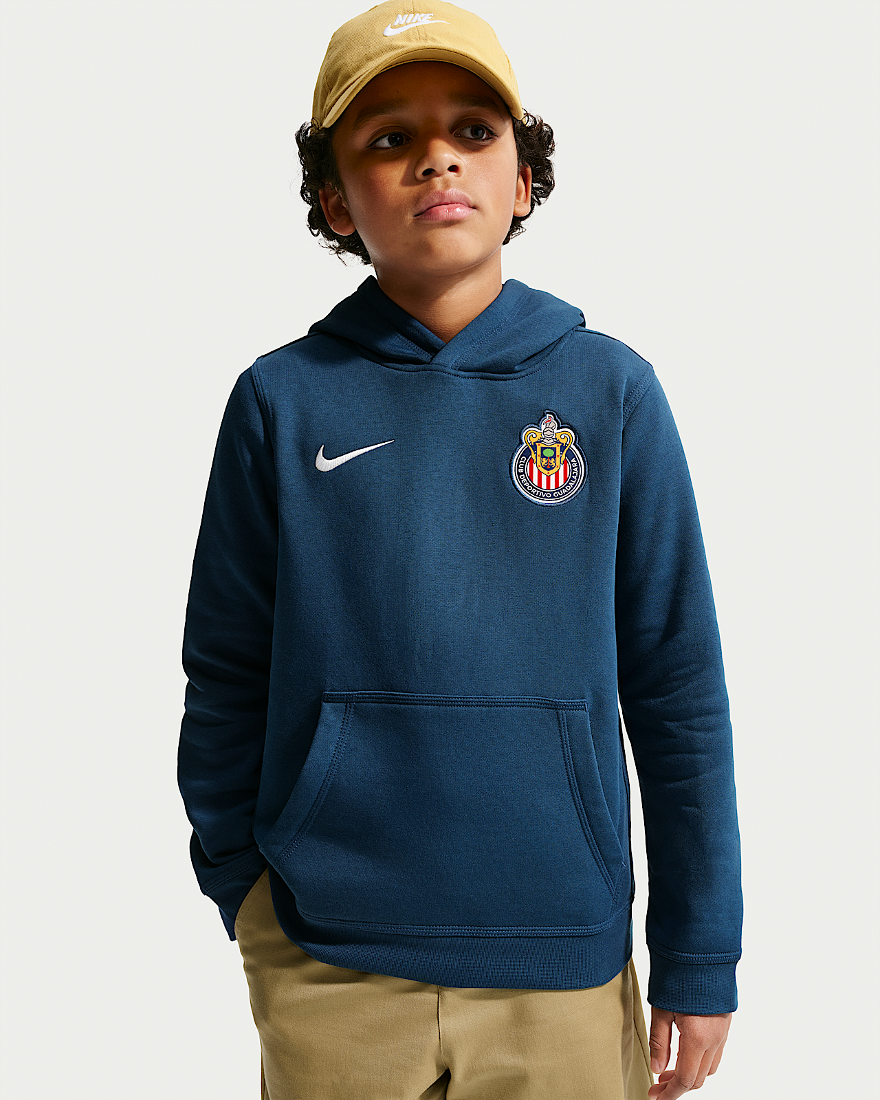 Детское худи C.D. Guadalajara Club Big Kids' (Boys') Nike Soccer Pullover Hoodie