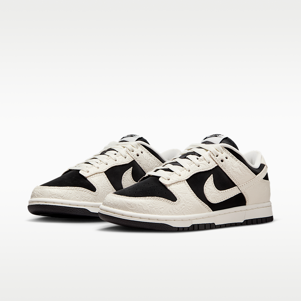 Nike Dunk Low sneaker Zwart/Sail/Metallic Gold/Sail