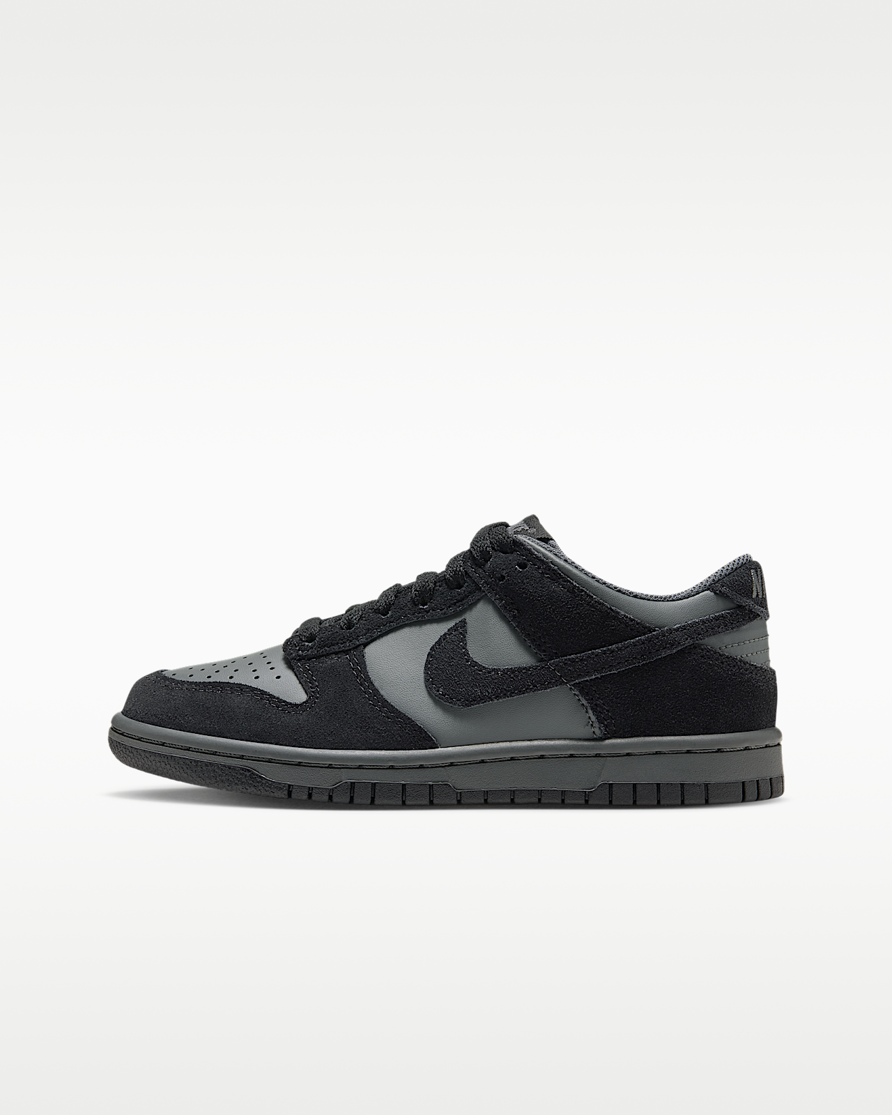 Детские кроссовки Nike Dunk Low Suede Big Kids'