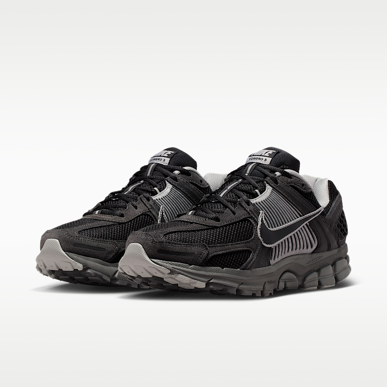 Nike Vomero sneaker Anthracite/Chrome/Flat Silver/Zwart