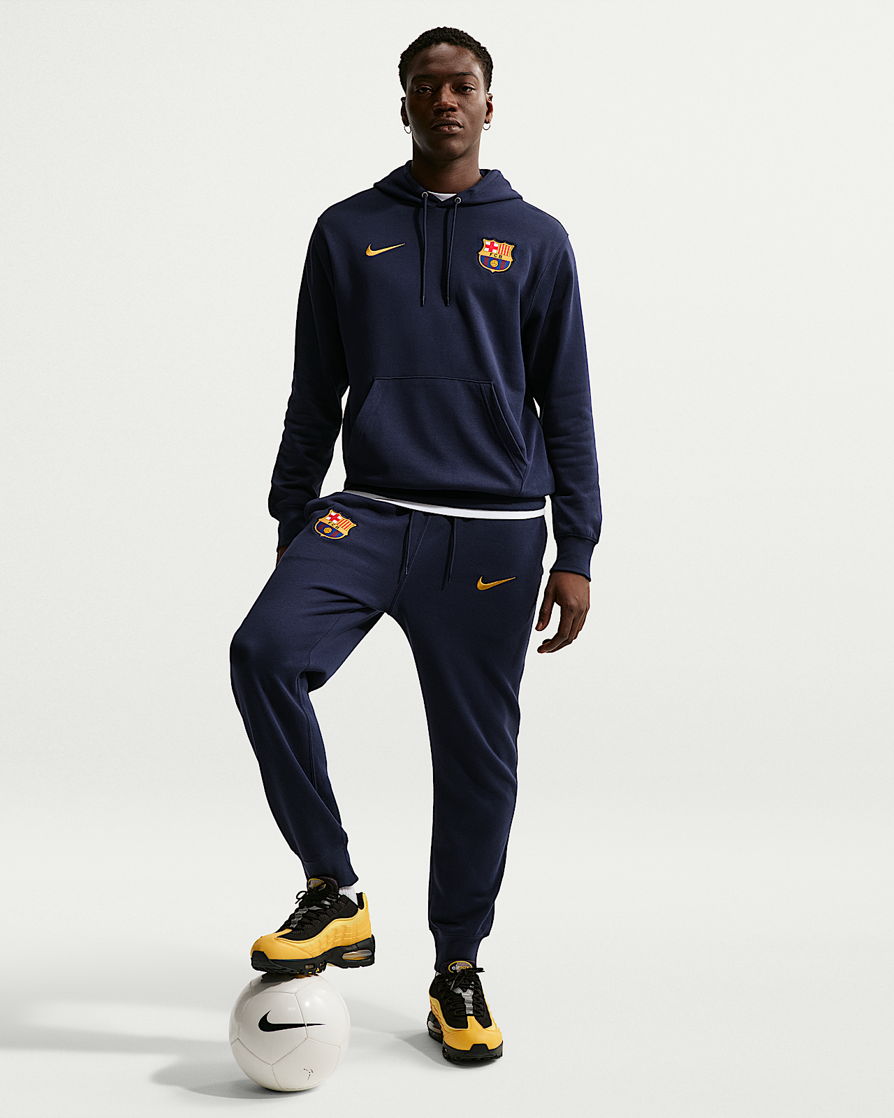 Мужские спортивные штаны FC Barcelona Club Nike Soccer Joggers