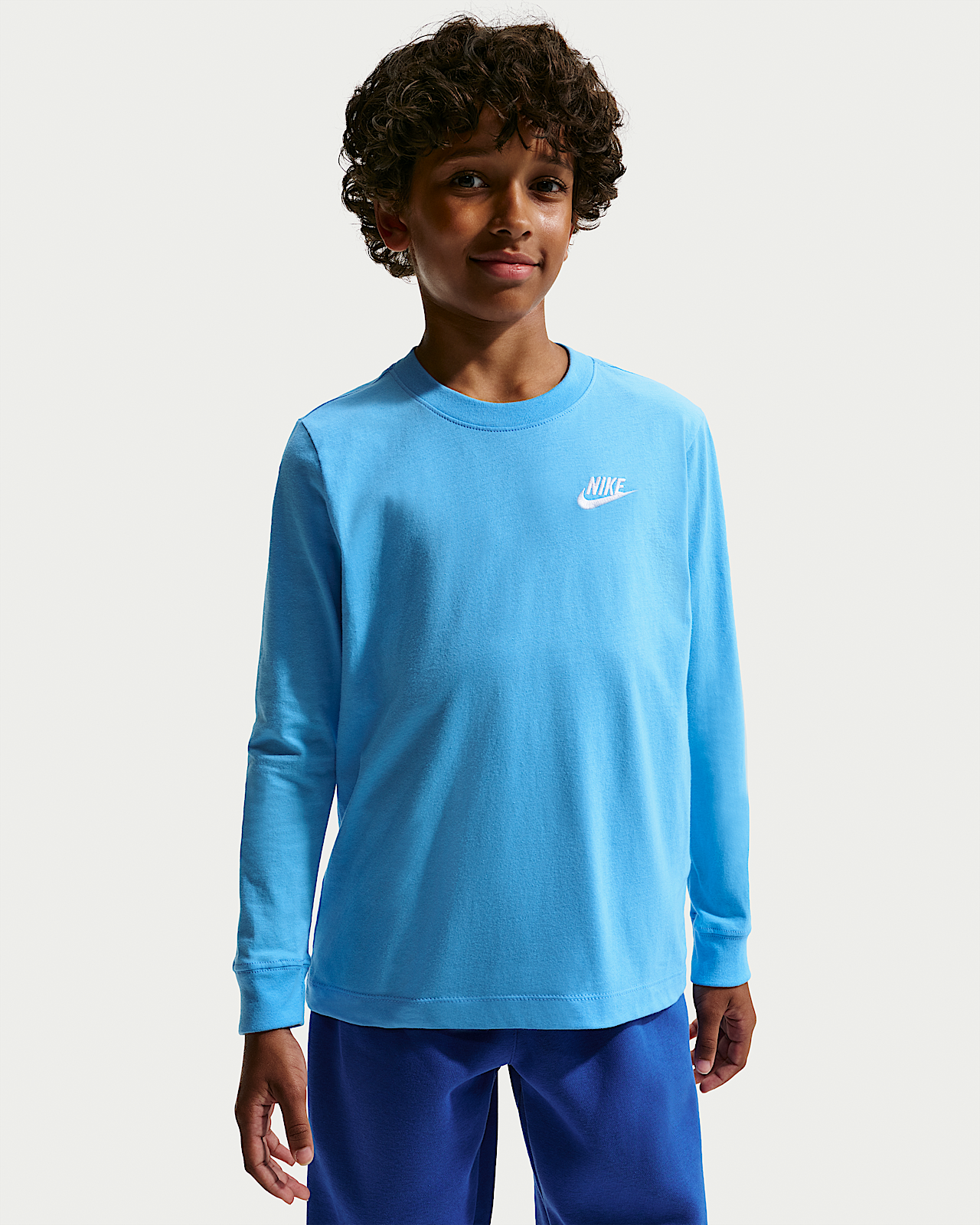 Детская футболка Nike Sportswear Big Kids' Long-Sleeve