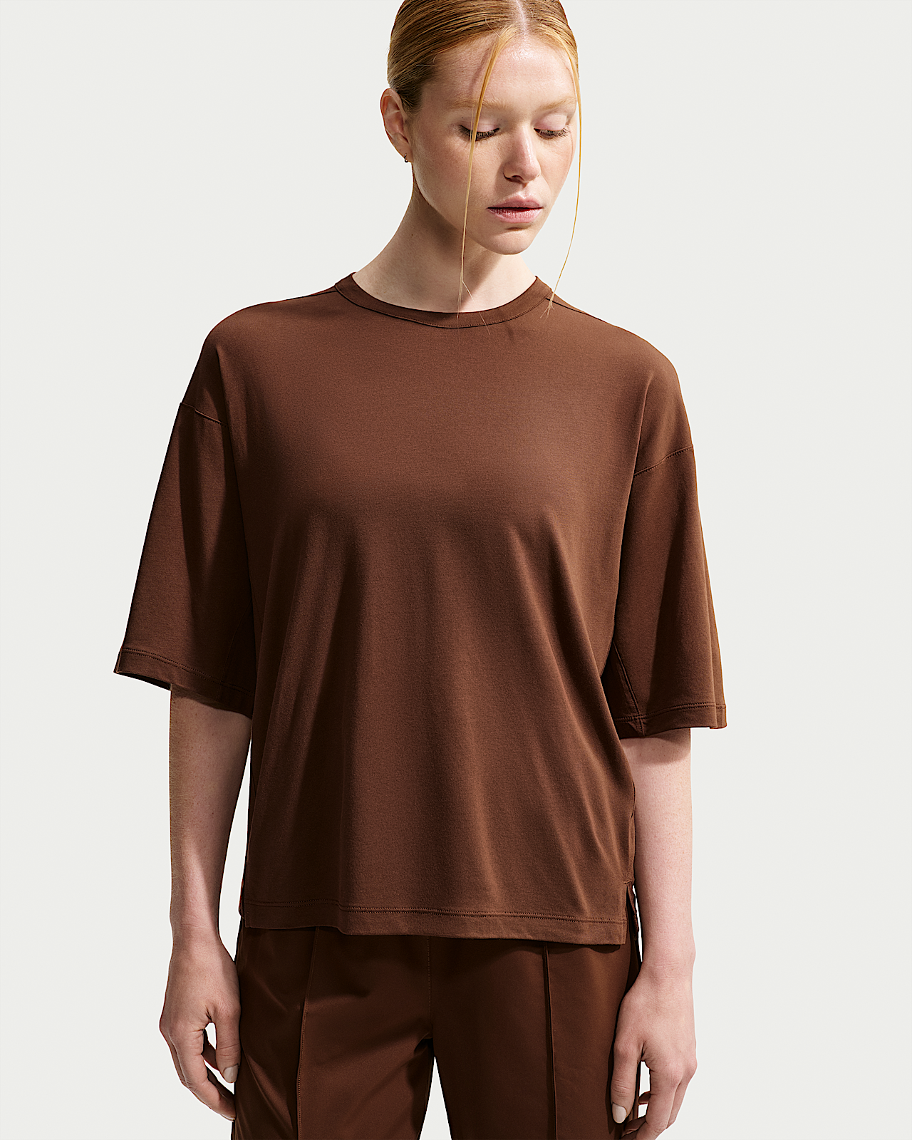 Женская футболка Nike 24.7 ImpossiblySoft Light Dri-FIT Short-Sleeve
