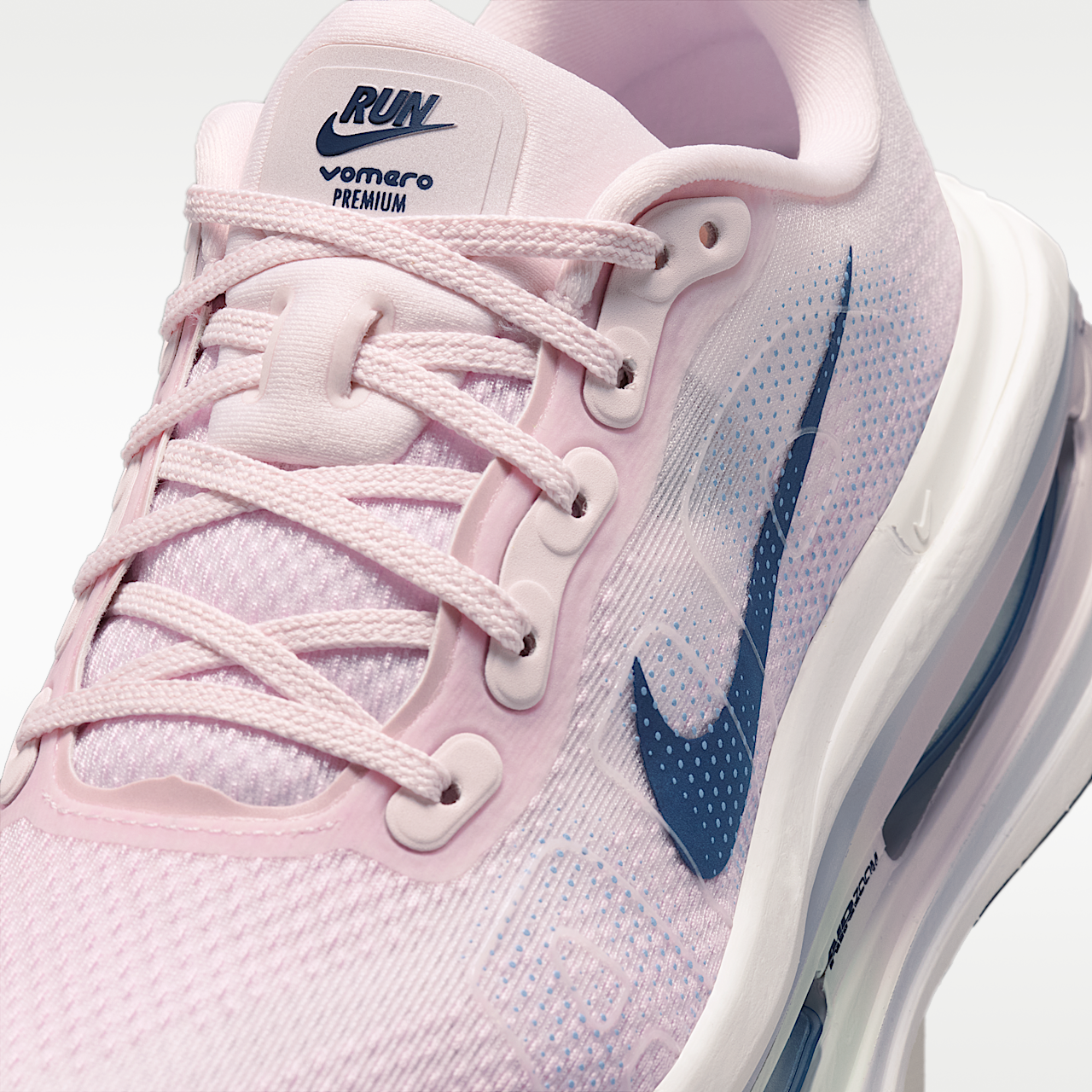 Nike Vomero sneaker Pearl Pink/Wit/Barely Green/Midnight Navy