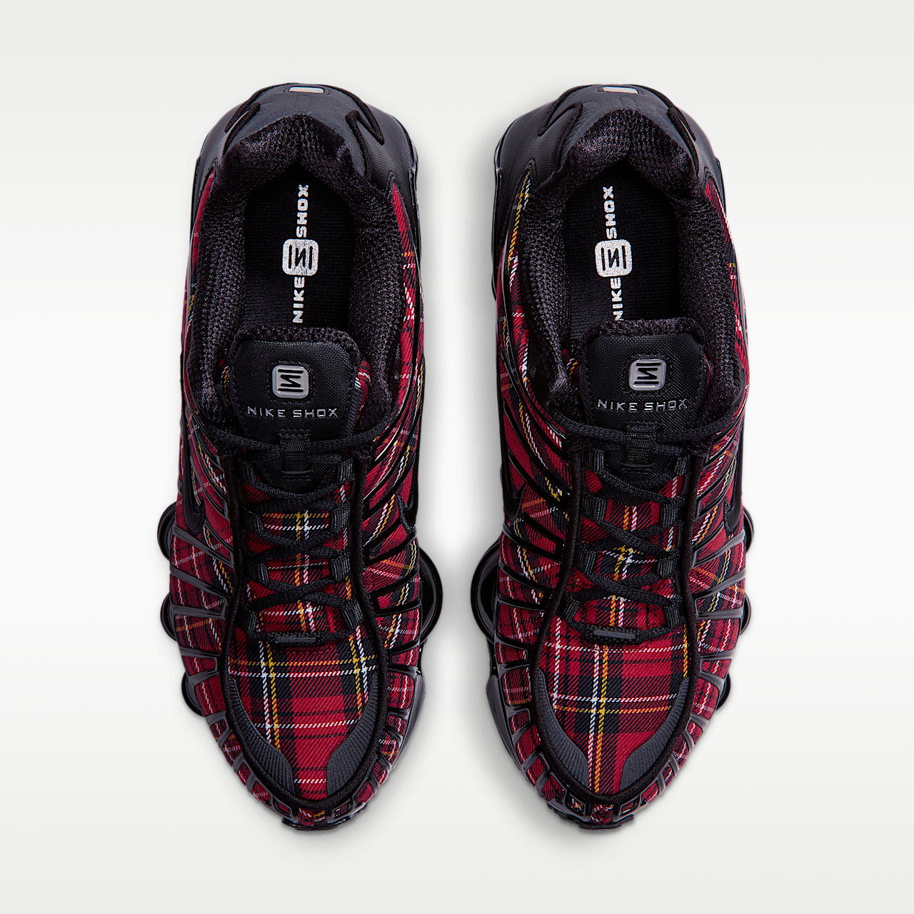 Nike Nike Shox sneaker Zwart/Tough Red/Yellow Ochre/Zwart