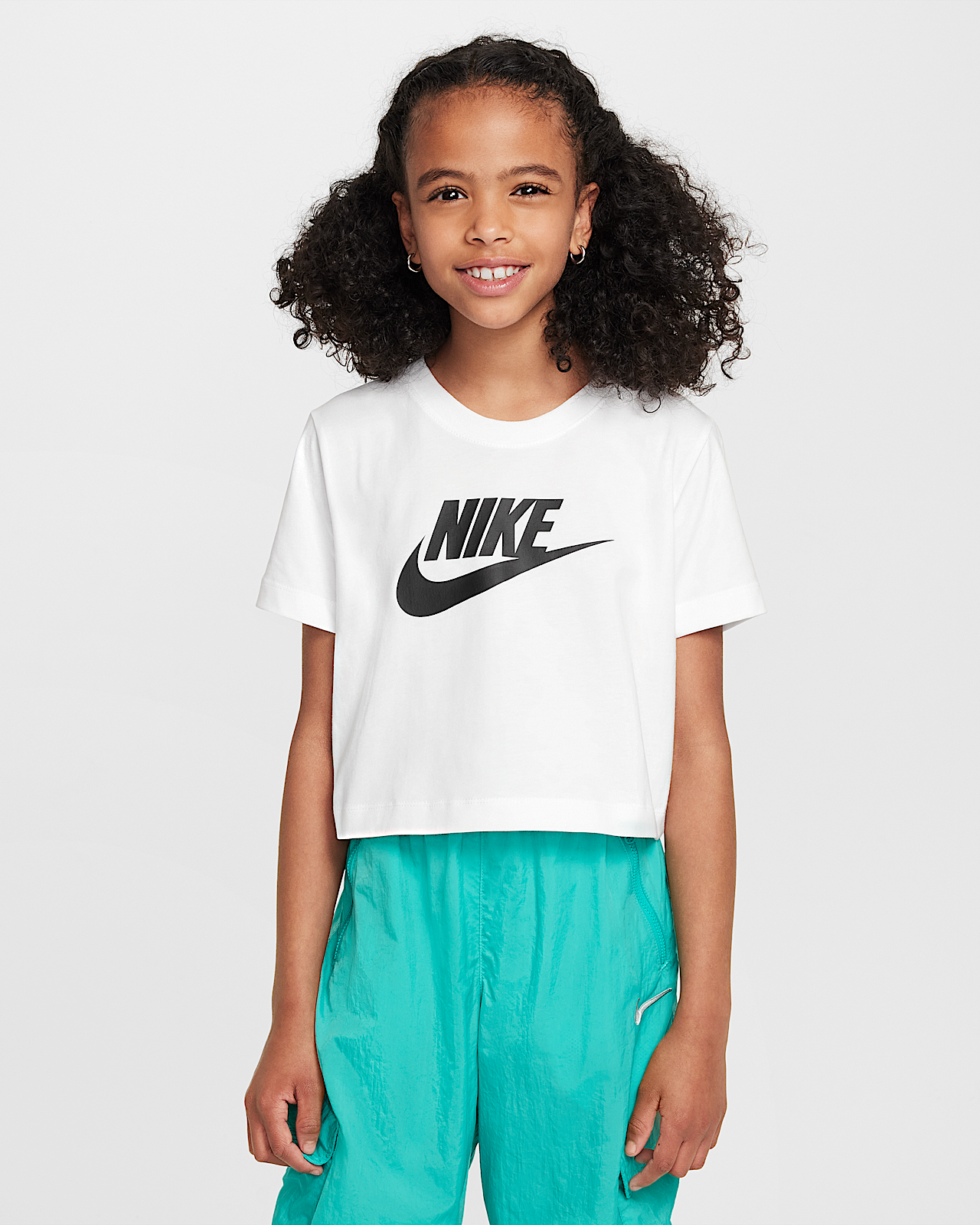 Детская футболка Nike Sportswear Big Kids' (Girls') Cropped