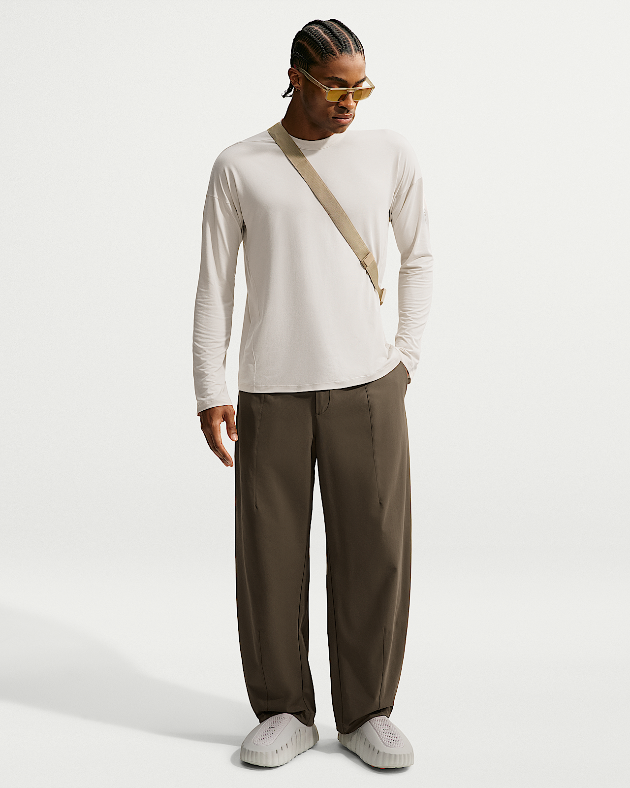 Мужские  Nike 24.7 PerfectStretch Dri-FIT UV Protection Barrel-Leg Pants