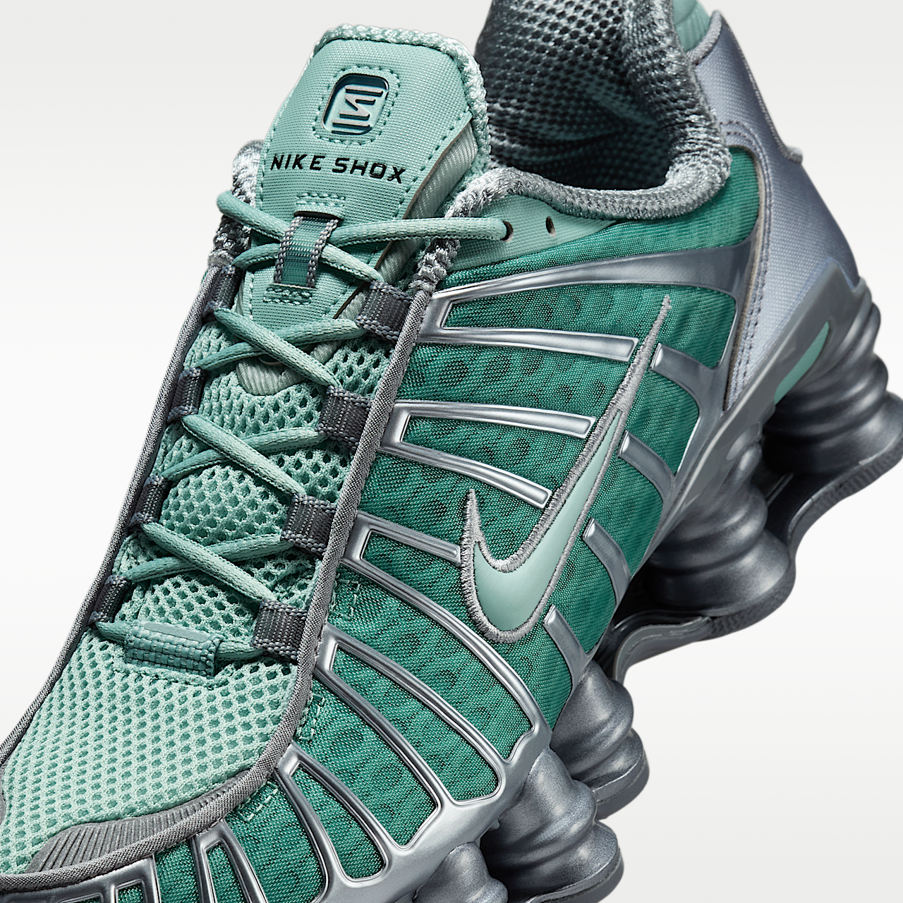 Nike Nike Shox sneaker Cannon/Metallic Cool Grey/Cannon