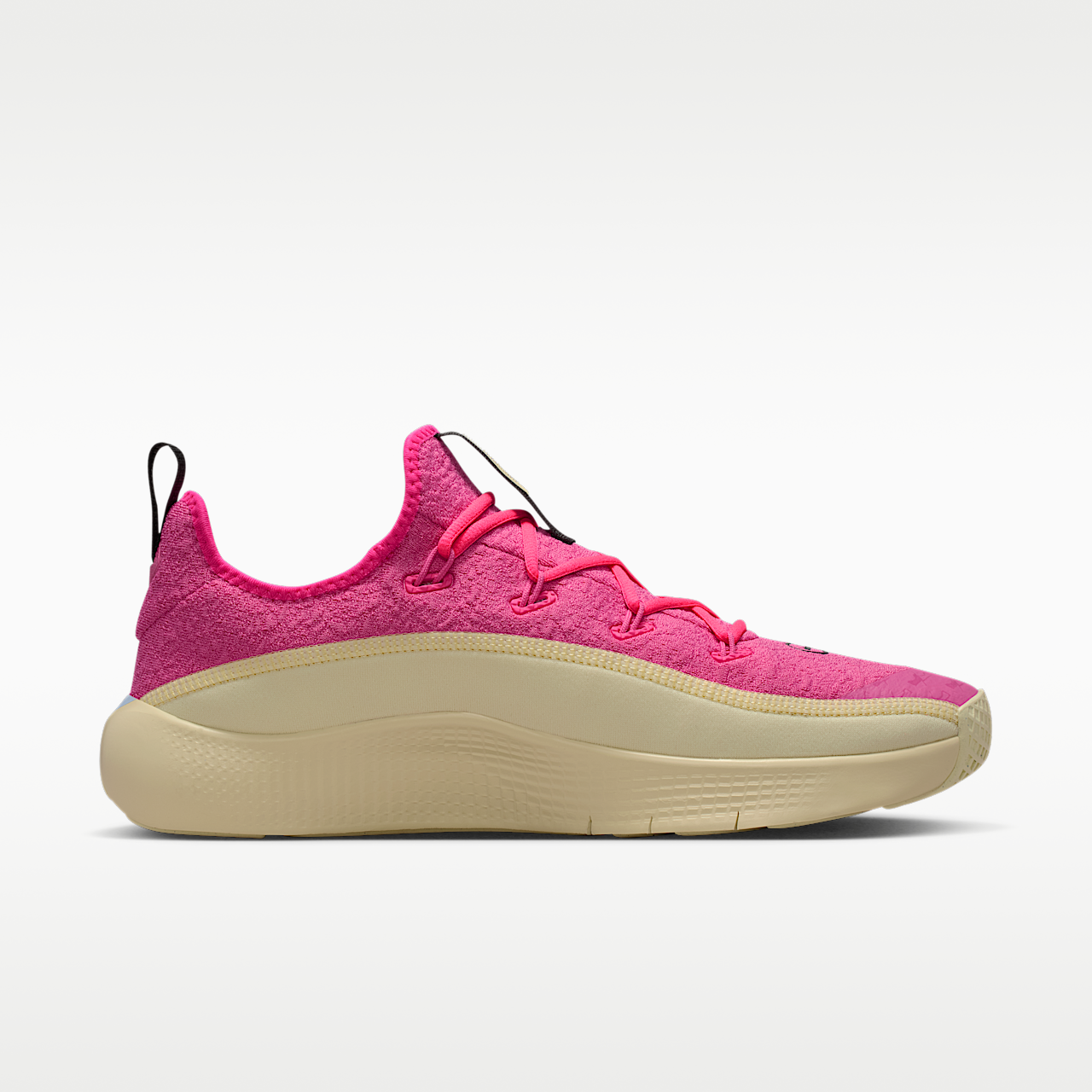 Nike LeBron sneaker Pinksicle/Alabaster/Hydrogen Blue/Zwart