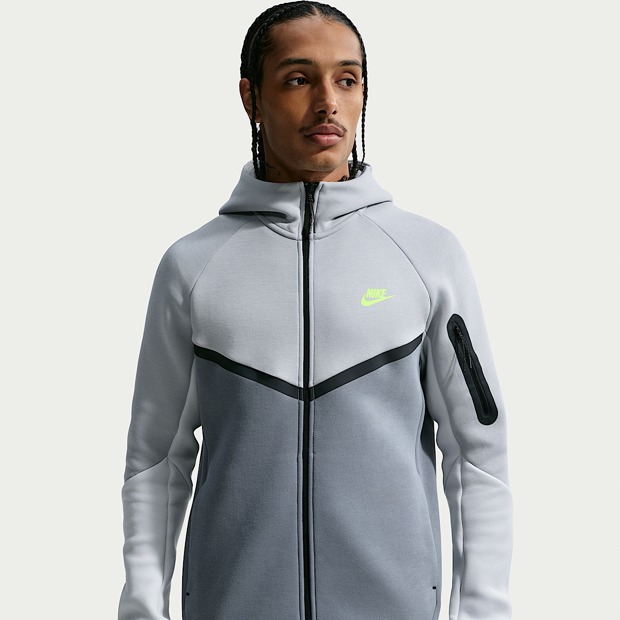 Nike Tech (Light Smoke Grey/Cool Grey/Photon Dust/Volt)