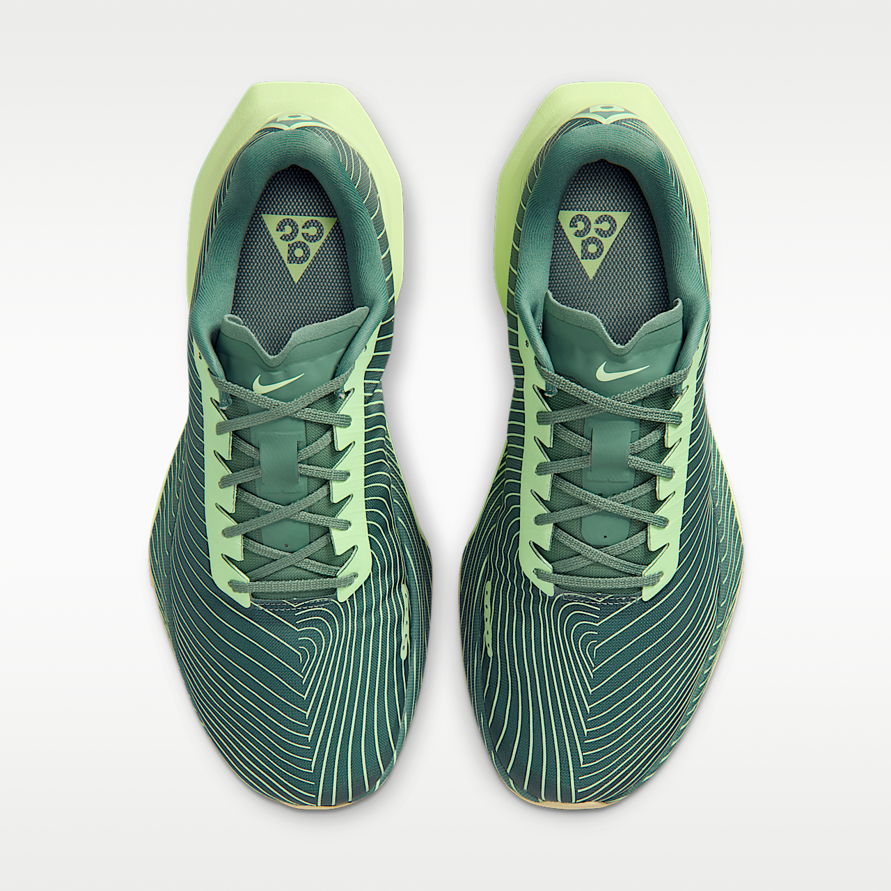 Nike ACG sneaker Aloe Verde/Vegas Gold/Barely Volt