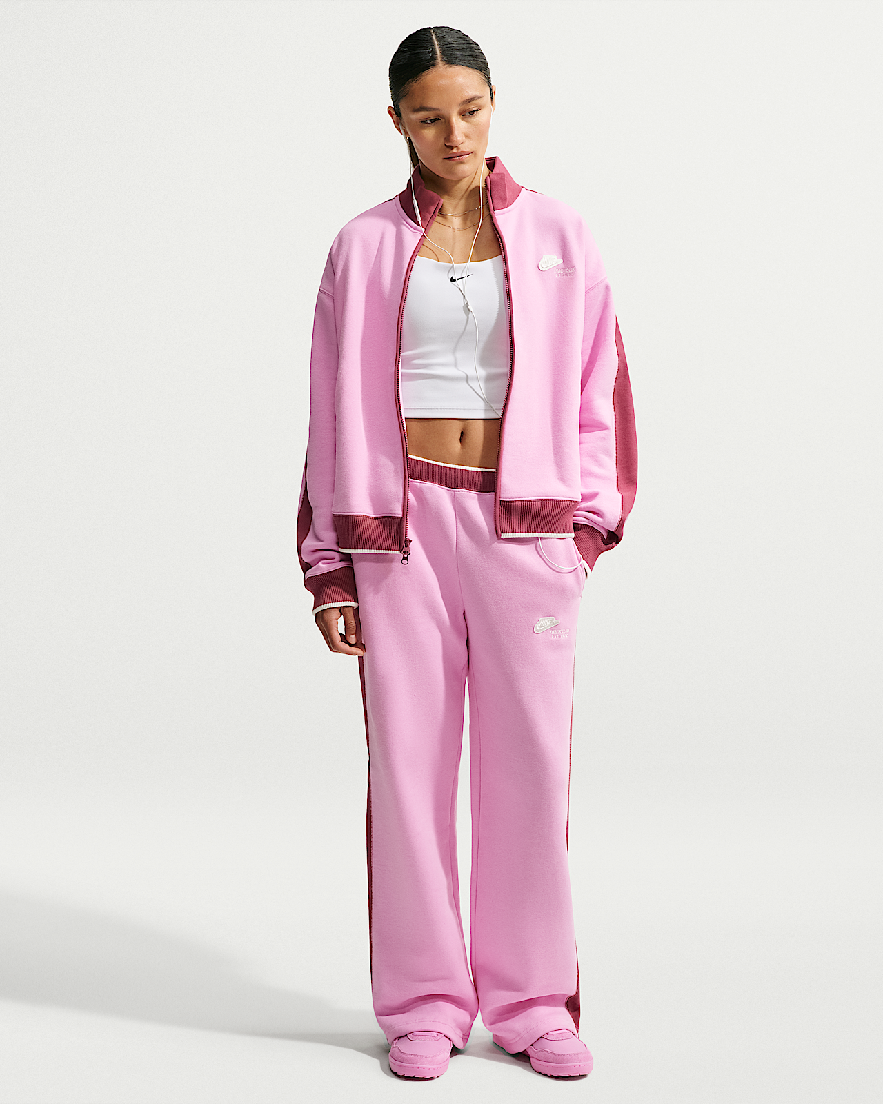Женские спортивные штаны Nike Studio Fleece Medium Weight Mid-Rise Track Pants