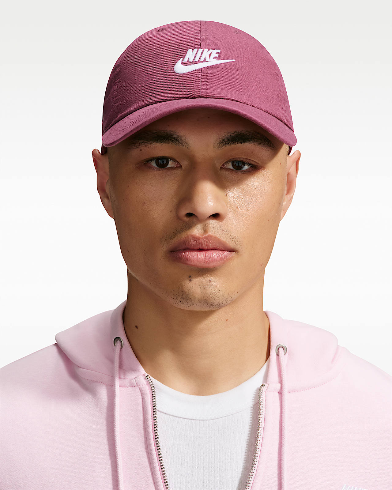 Женская кепка Nike Club Unstructured Futura Wash Cap