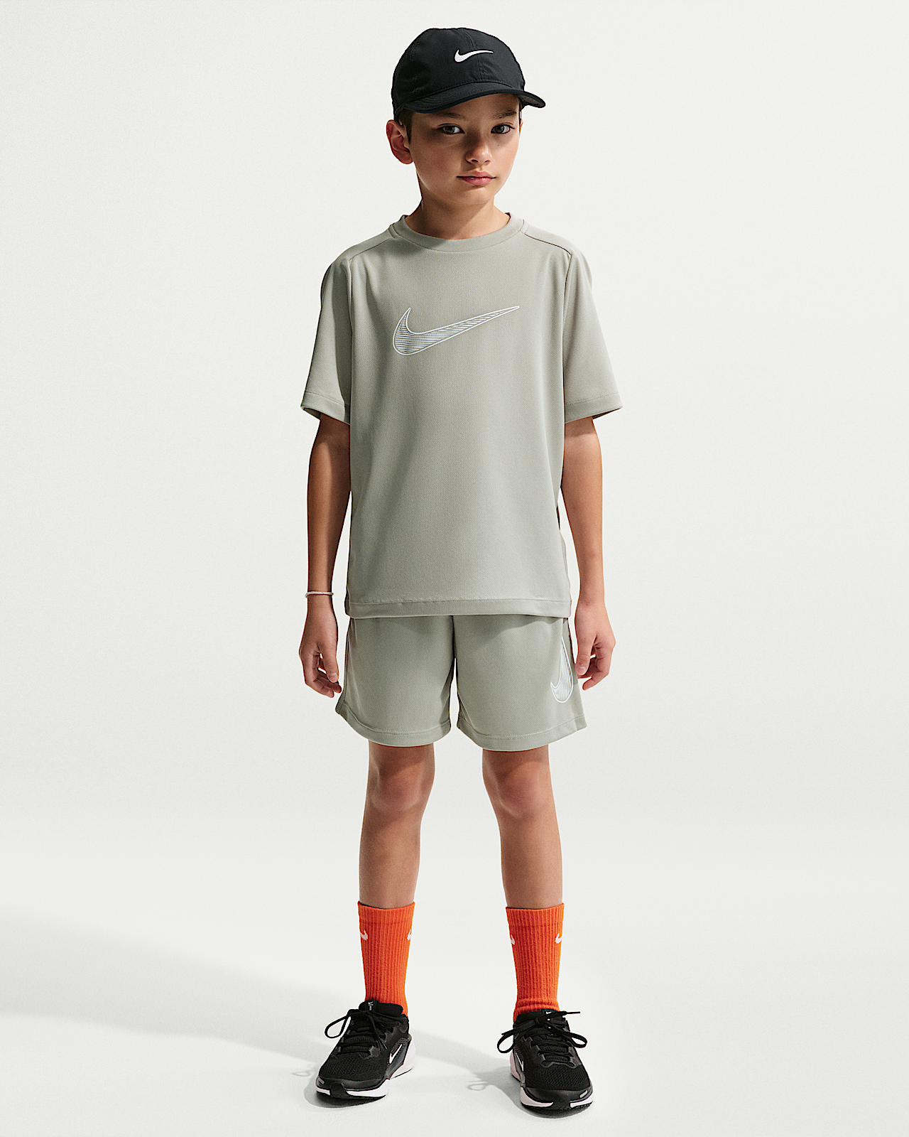 Детские шорты Nike Multi Big Kids' (Boys') Dri-FIT Training Shorts для тренировок