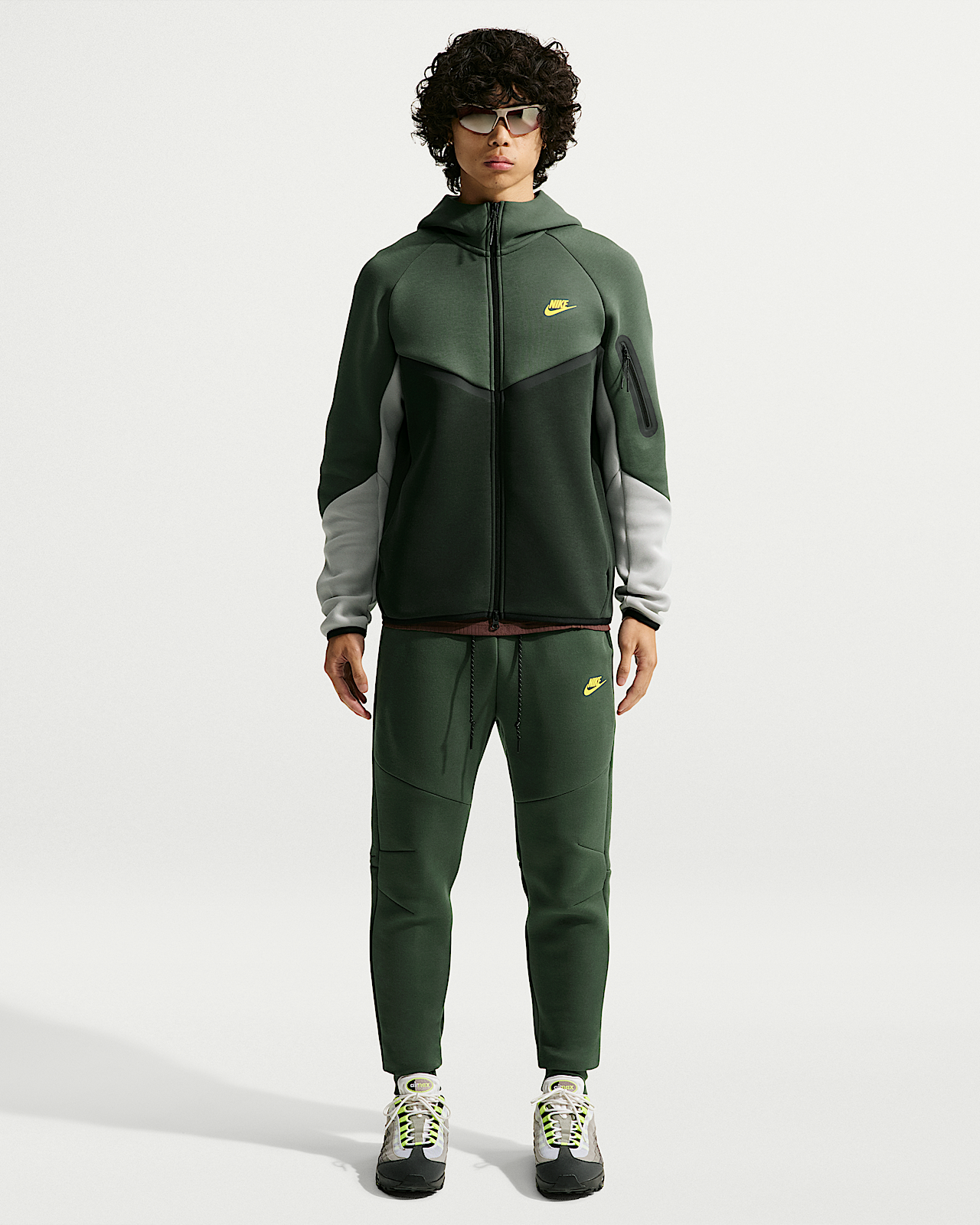 Мужские спортивные штаны Nike Tech Fleece Joggers