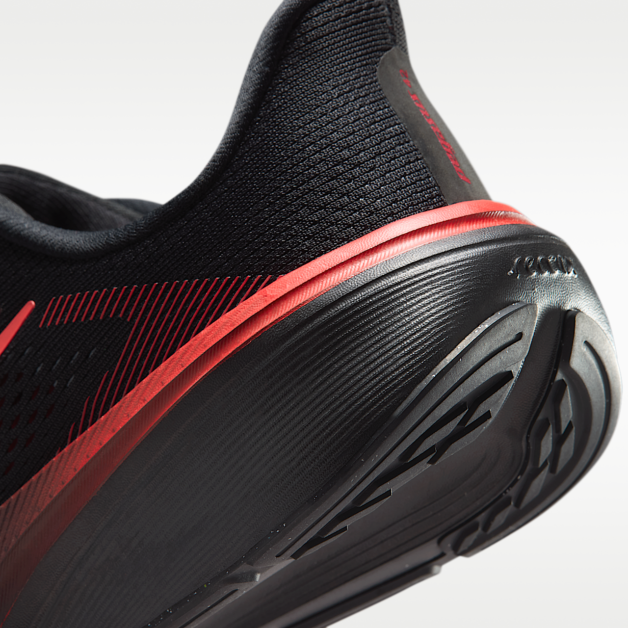Nike Pegasus sneaker Zwart/University Red/Wolf Grey/Bright Crimson