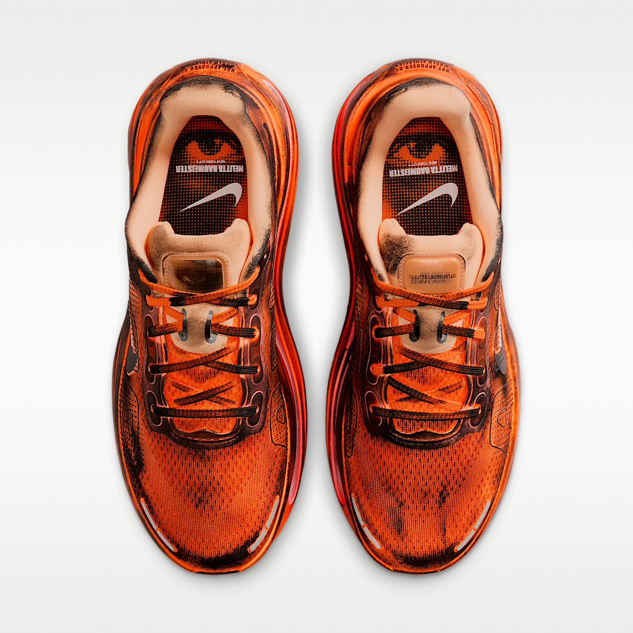 Nike Vomero sneaker Total Orange/Hyper Crimson/Orange Chalk/Zwart