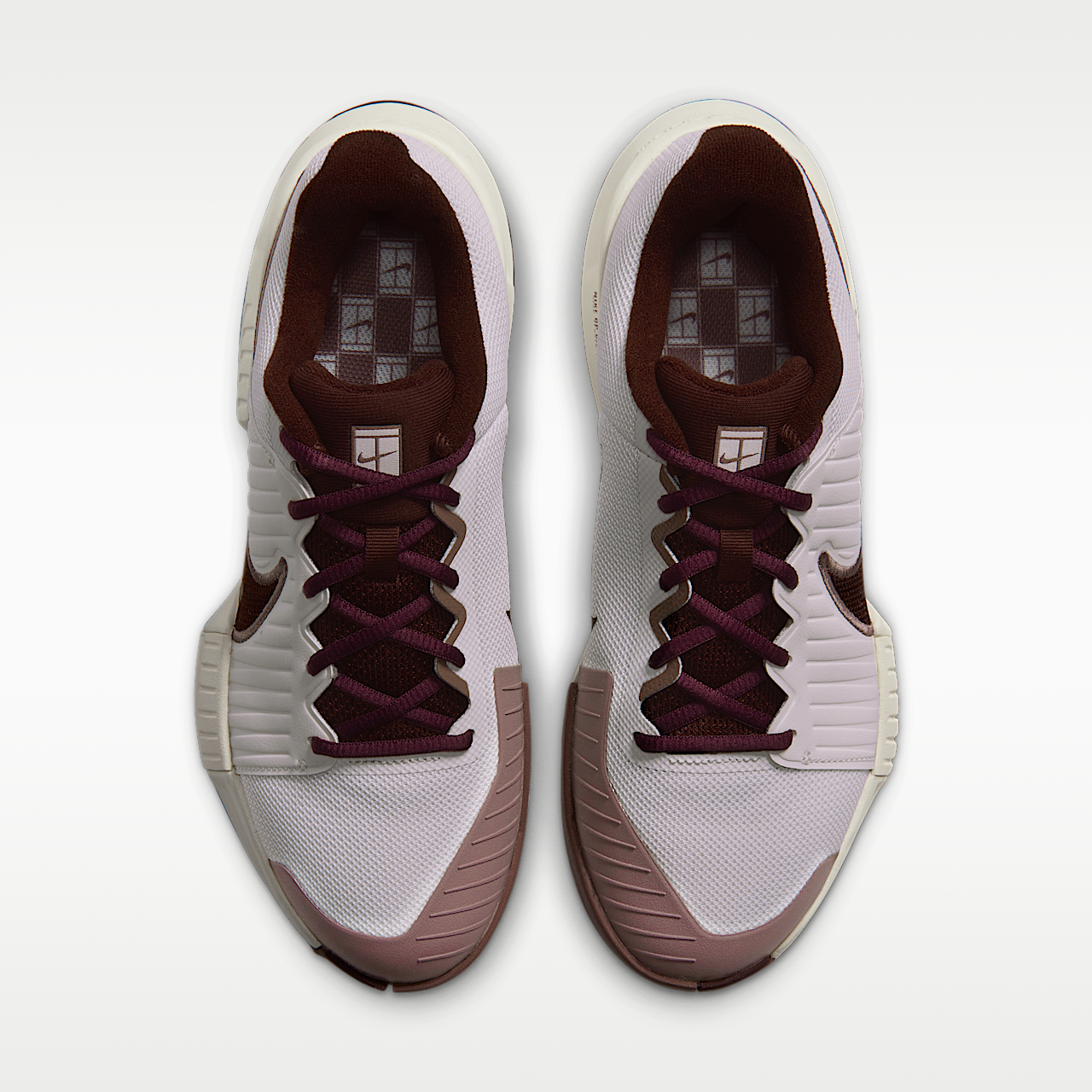 Nike  sneaker Sail/Tough Red/Canyon Pink/Mystic Dates
