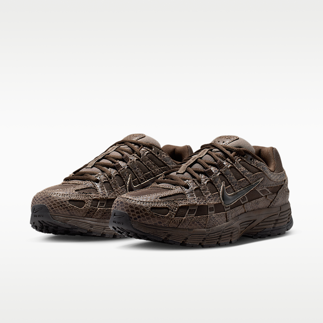 Nike P-6000 sneaker Velvet Brown/British Khaki/Zwart/Light Chocolate