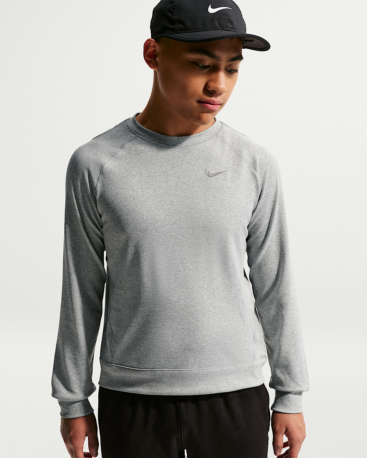 Детские  Nike Primary Nano Big Kids' (Boys') Dri-FIT UV Long-Sleeve Crew-Neck Top