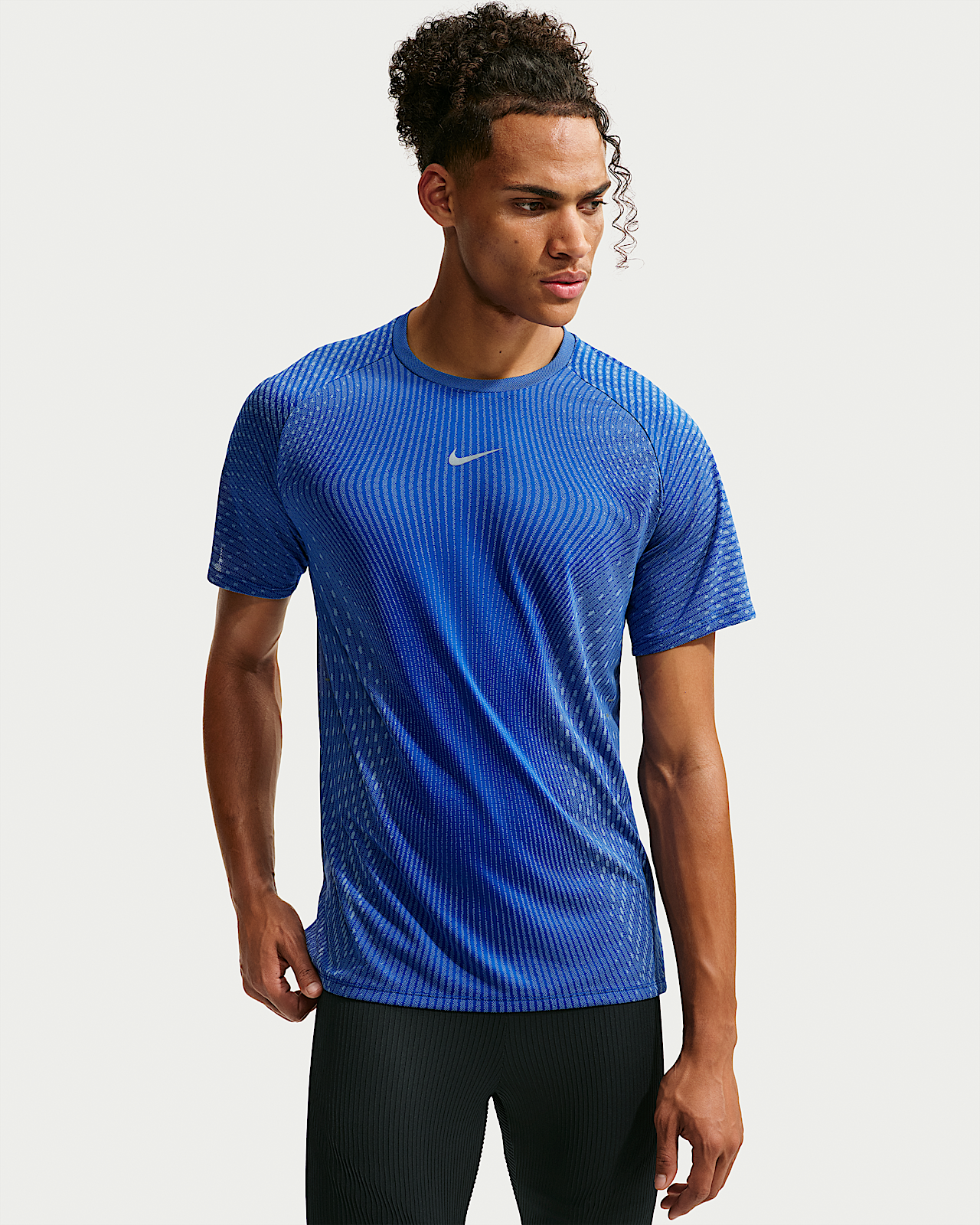 Мужские шорты Nike Stride Aero-FIT Short-Sleeve Top для бега
