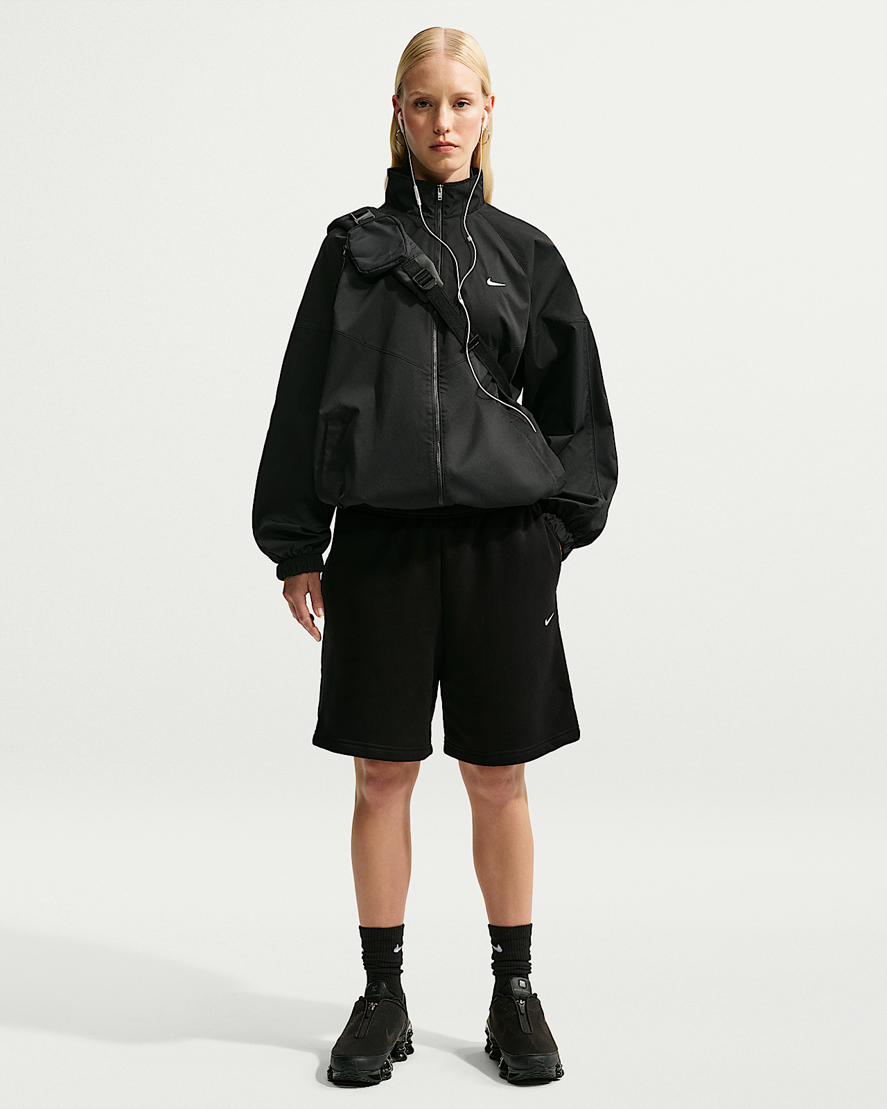 Женские шорты Nike Studio Fleece Medium Weight Oversized High-Rise Shorts
