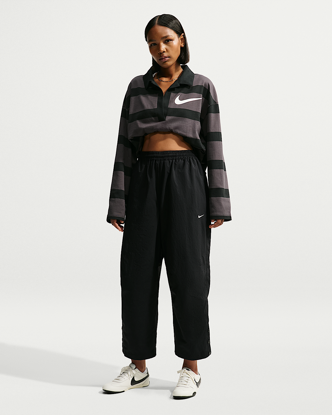 Женские  Nike Sportswear Oversized High-Waisted Woven Pants