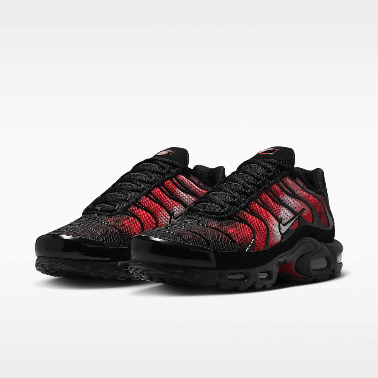 Nike Air Max Plus sneaker Zwart/University Red/Metallic Silver