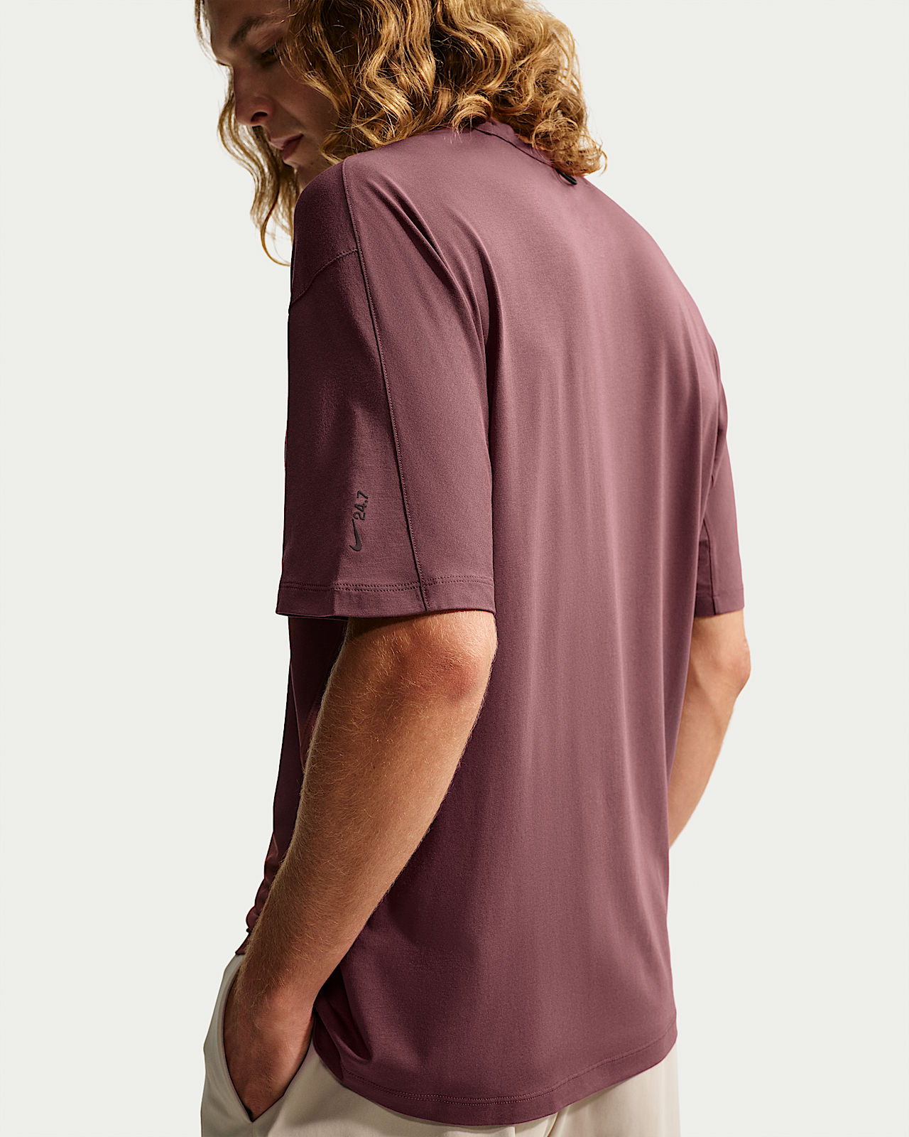 Мужская футболка Nike 24.7 ImpossiblySoft Light Dri-FIT Short-Sleeve
