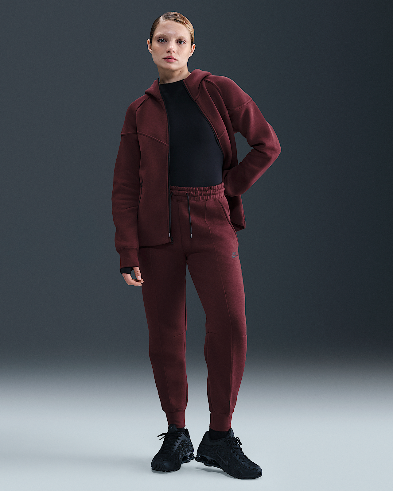 Женские спортивные штаны Nike Sportswear Tech Fleece Mid-Rise Joggers