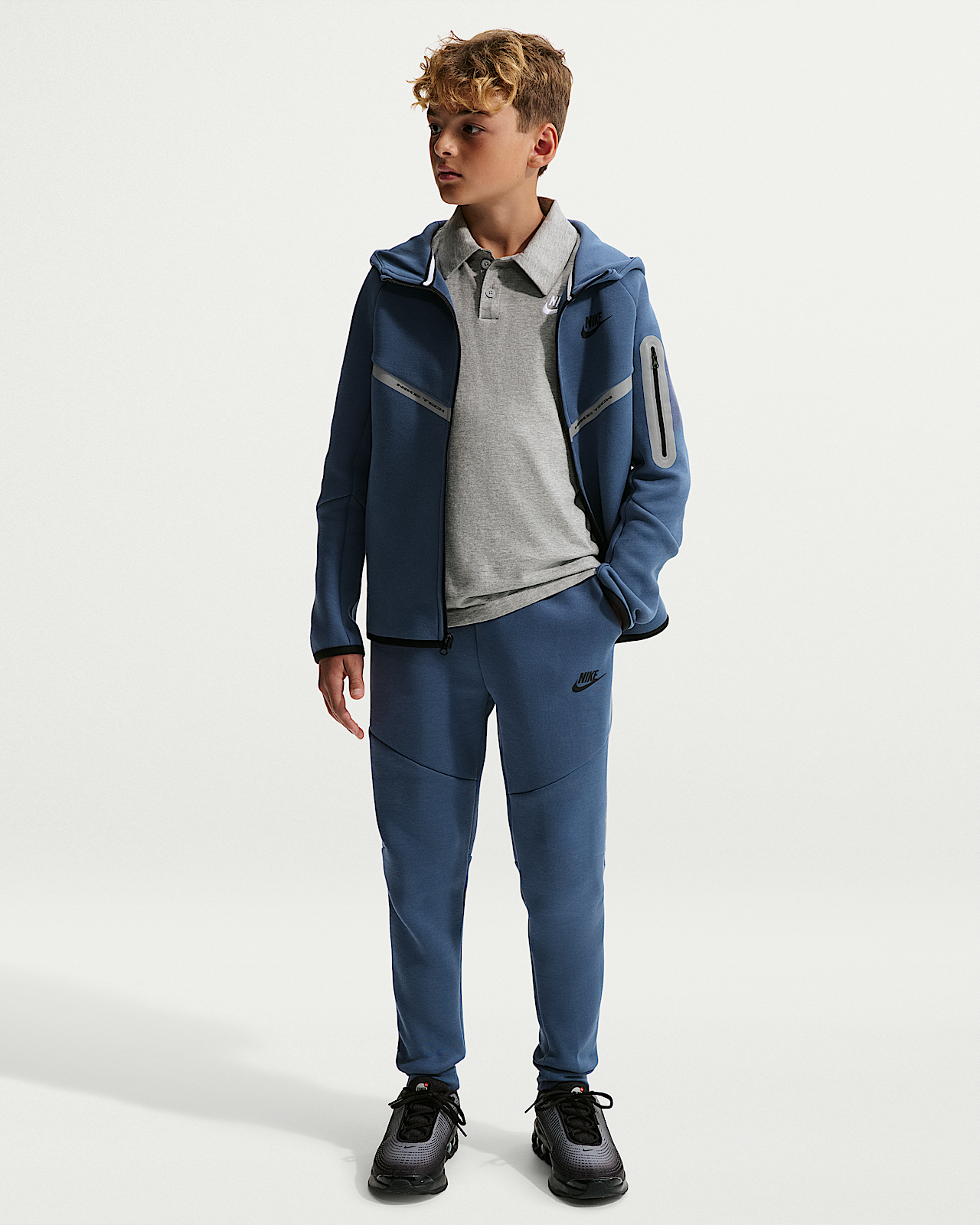 Детские спортивные штаны Nike Sportswear Tech Fleece Big Kids' Joggers with Reflective Accents