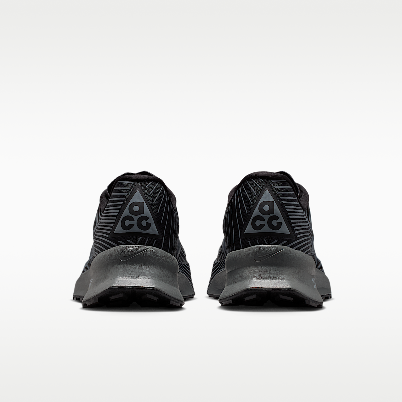 Nike ACG sneaker Zwart/Photon Dust/Photon Dust