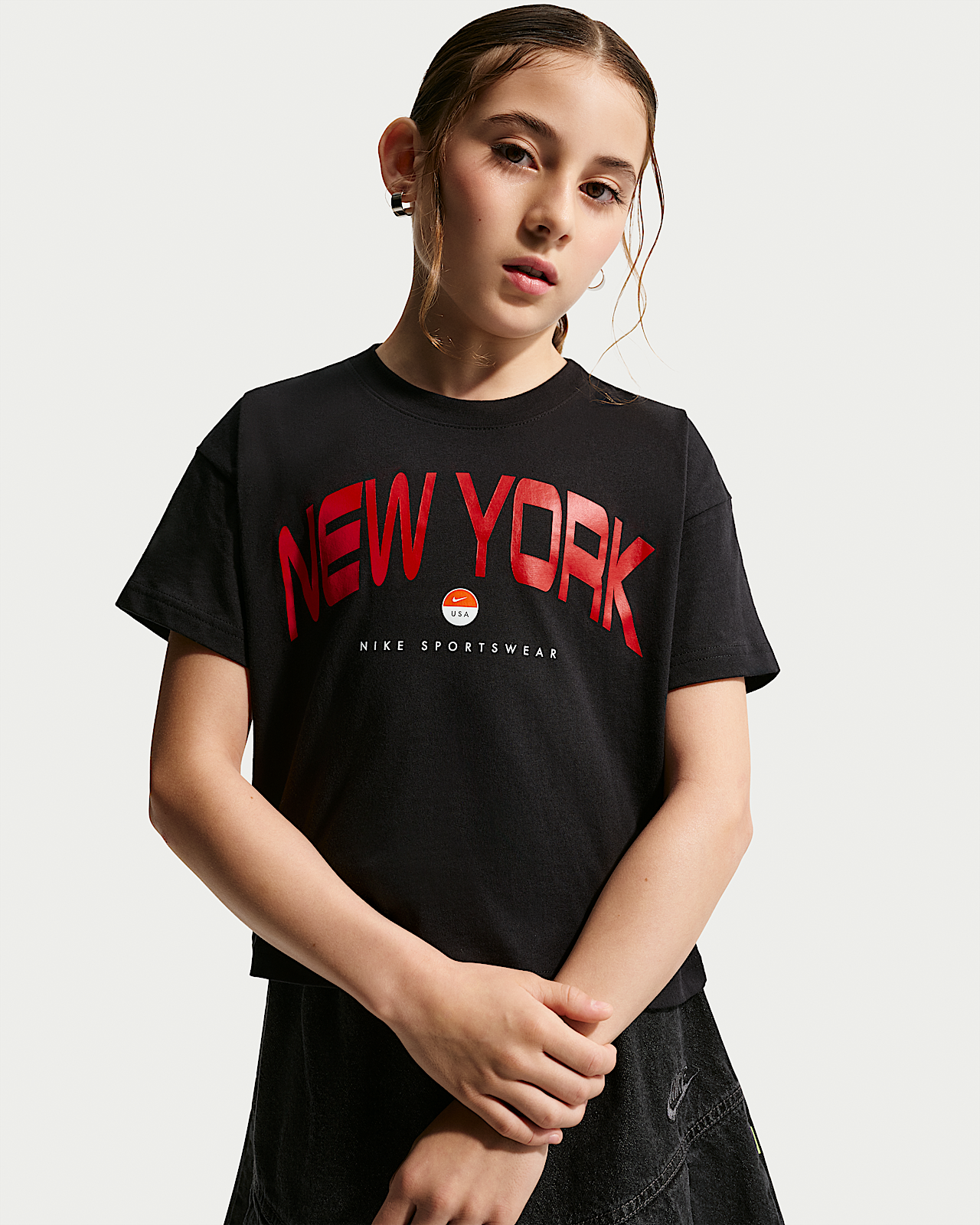 Детская футболка Nike Sportswear Big Kids' (Girls')