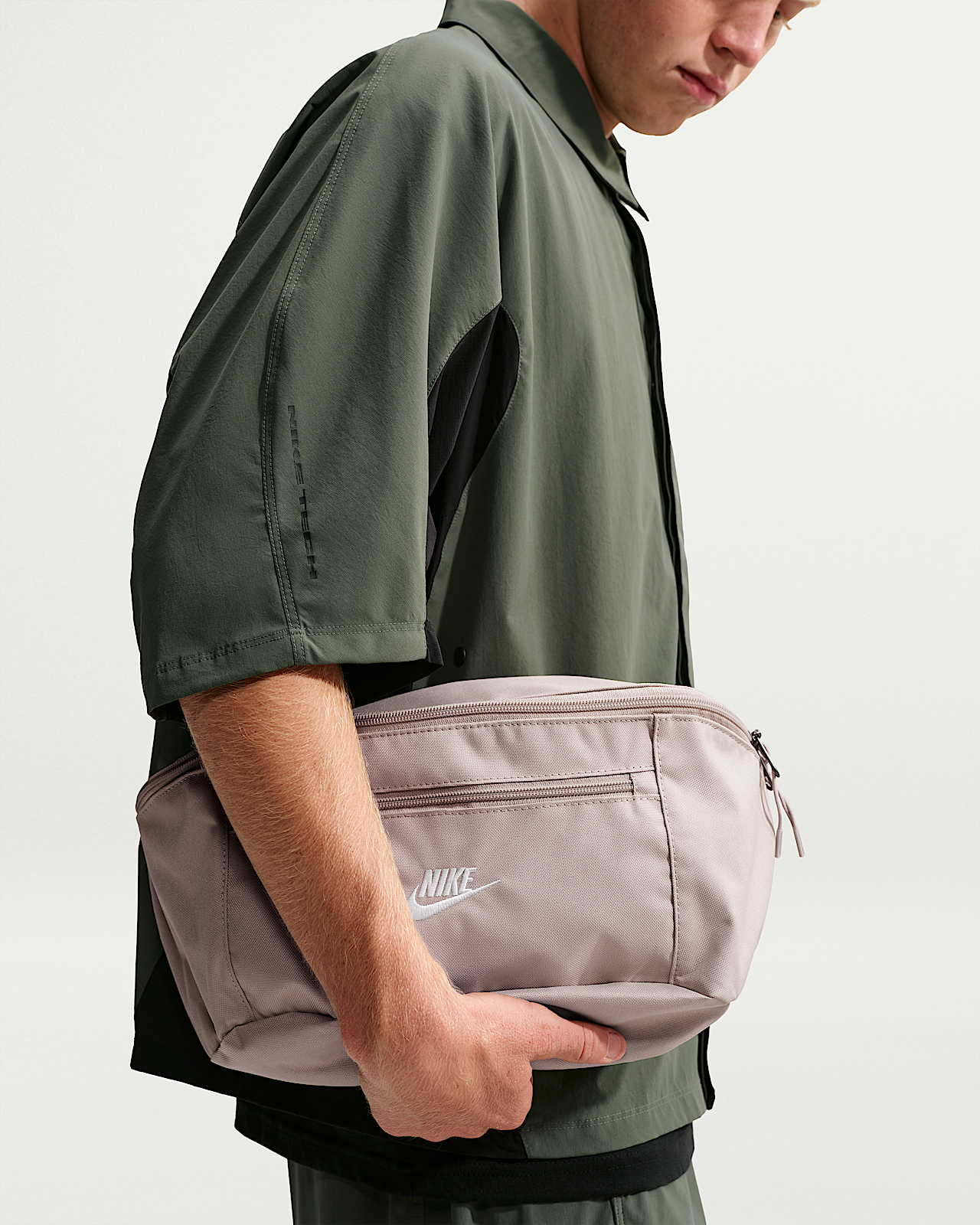 Женские  Nike Heritage Waistpack (8L)