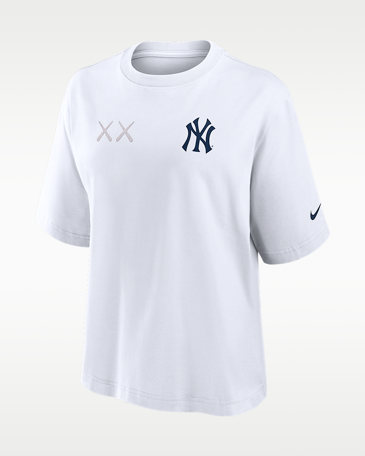 Женская футболка New York Yankees Boxy Nike x KAWS MLB