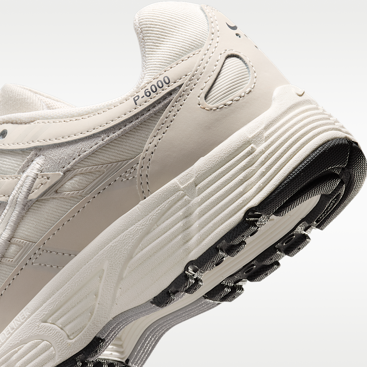 Nike P-6000 sneaker Light Bone/Phantom/Light Smoke Grey/Sail
