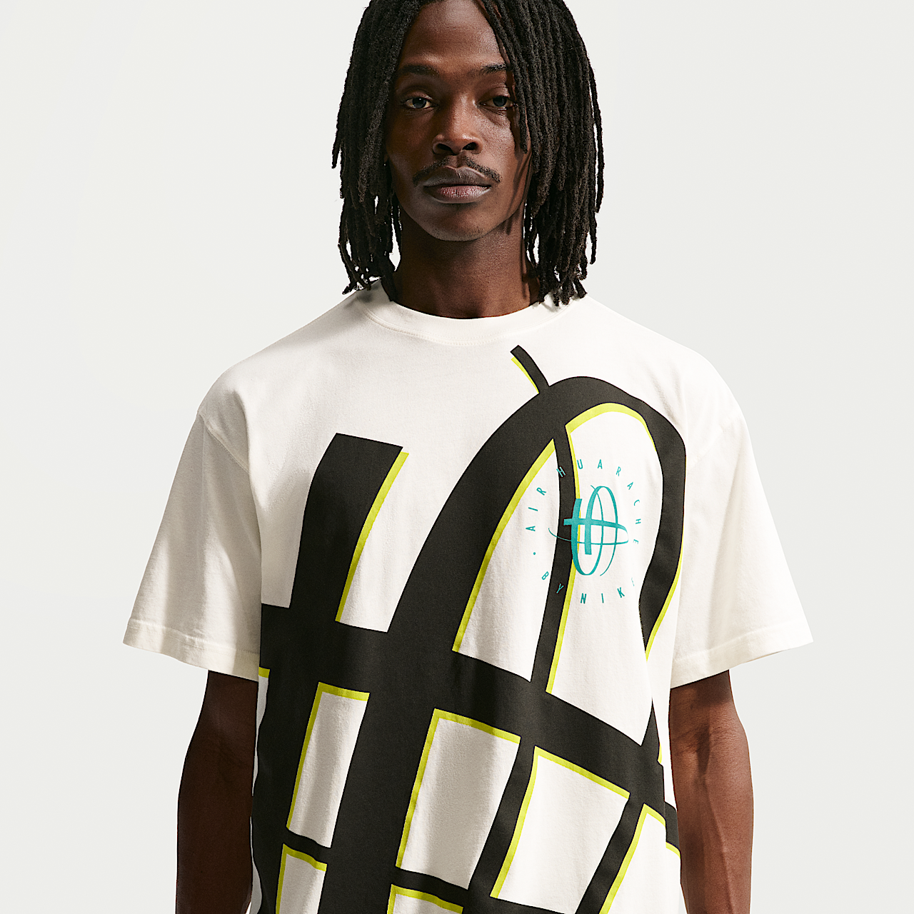 Nike Sportswear (Sail/Bright Cactus)