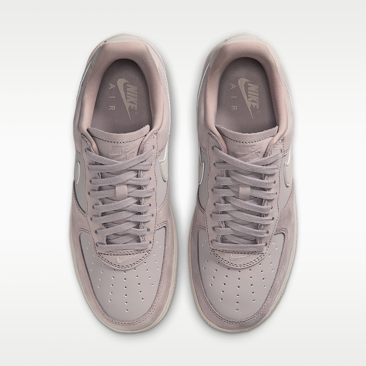 Nike  sneaker Pumice/Moon Particle