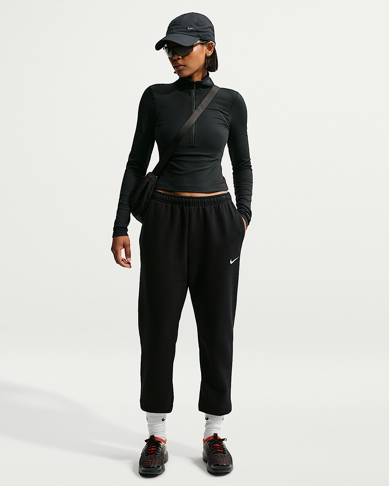 Женские спортивные штаны Nike Studio Fleece Medium Weight Mid-Rise Joggers