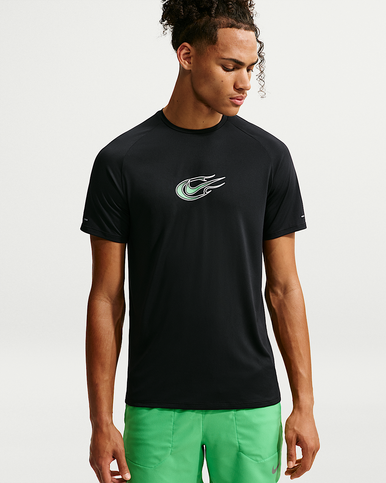 Мужские шорты Nike Stride Dri-FIT ADV Short-Sleeve Top для бега