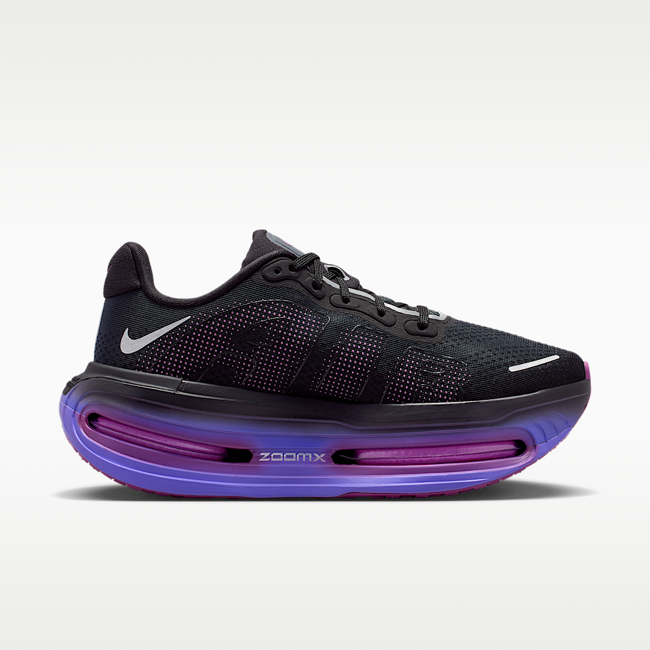 Nike Vomero sneaker Zwart/Persian Violet/Bold Berry/Metallic Silver