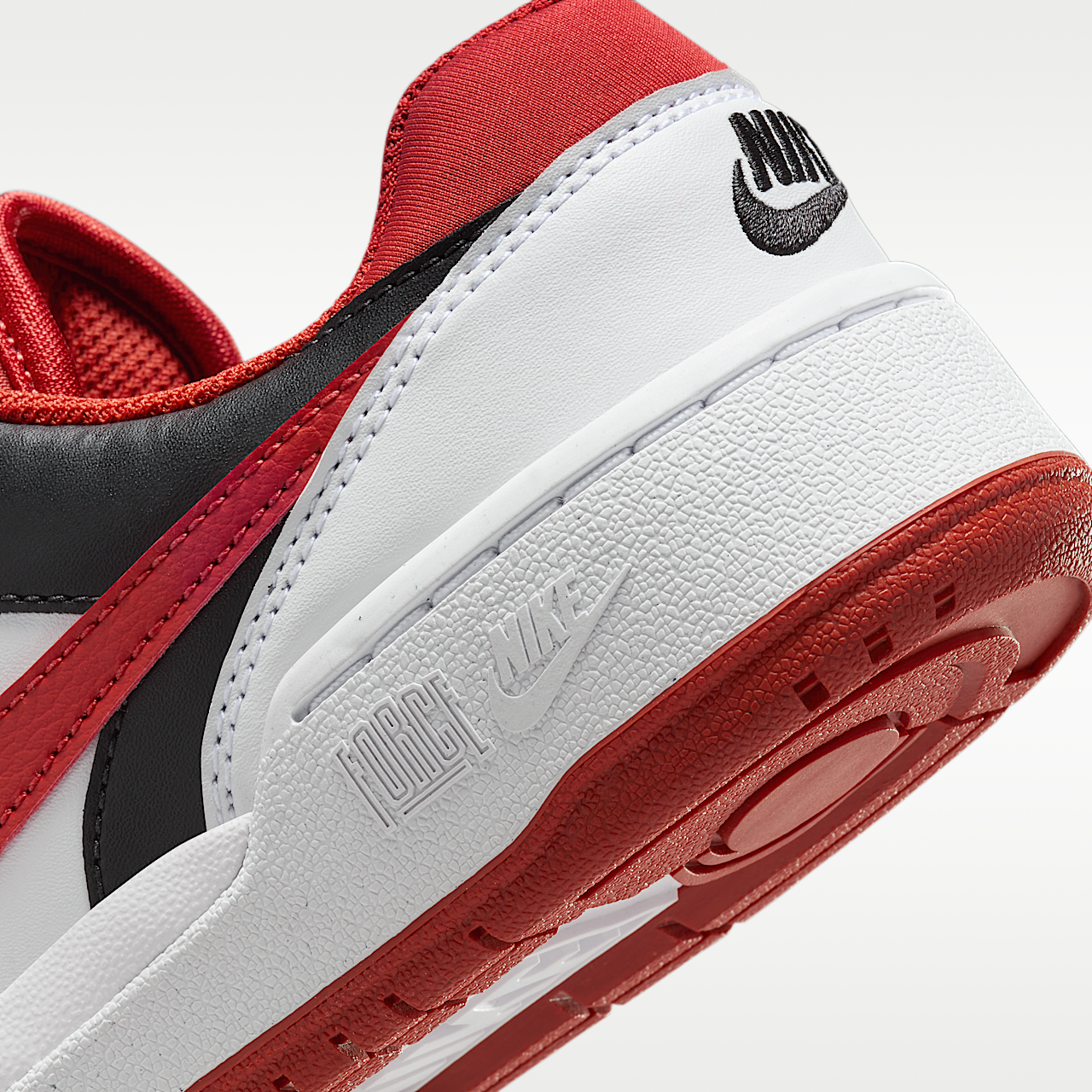 Nike  sneaker Wit/Zwart/Team Orange/Mystic Red