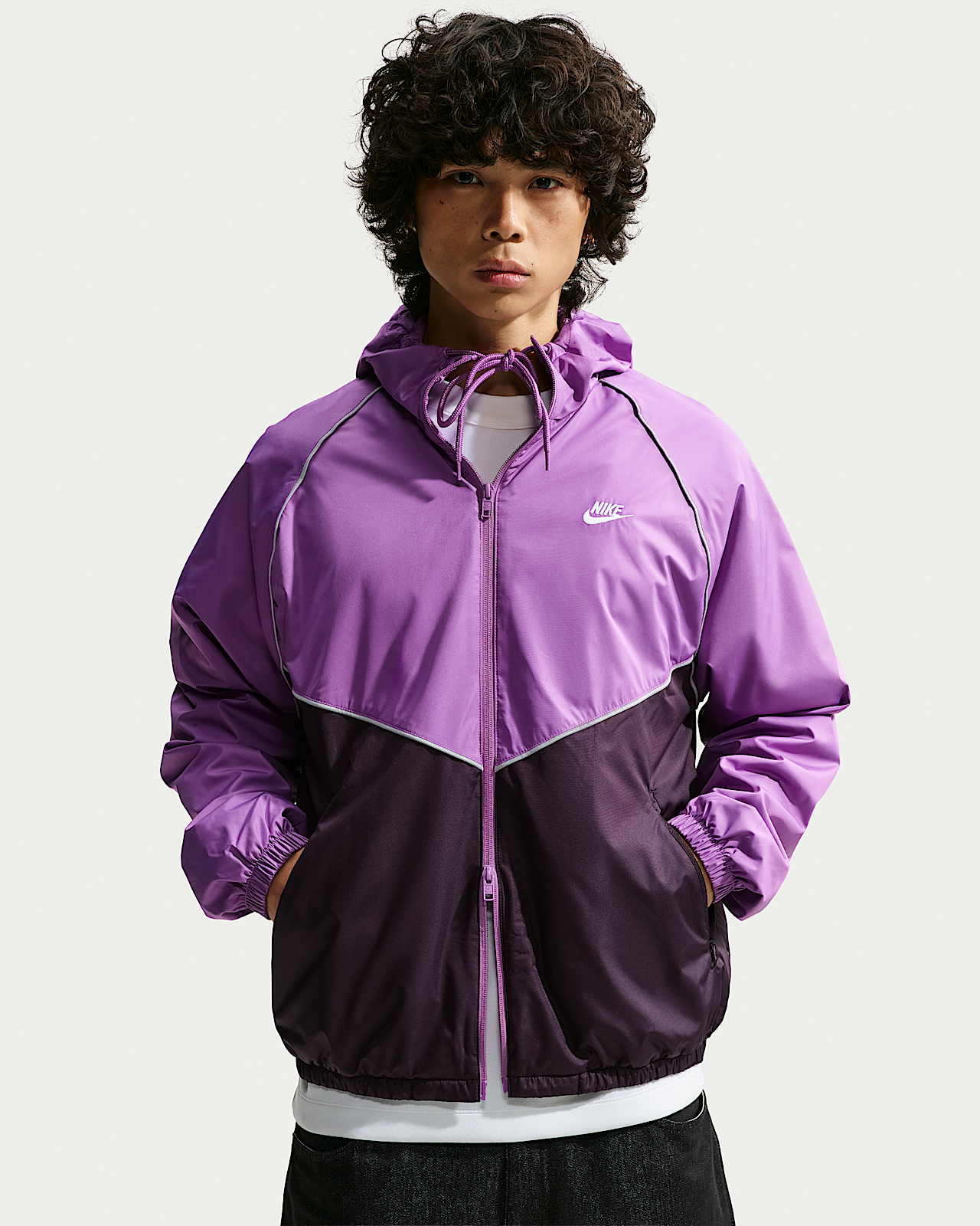 Мужская куртка Nike Windrunner Loose Storm-FIT для бега