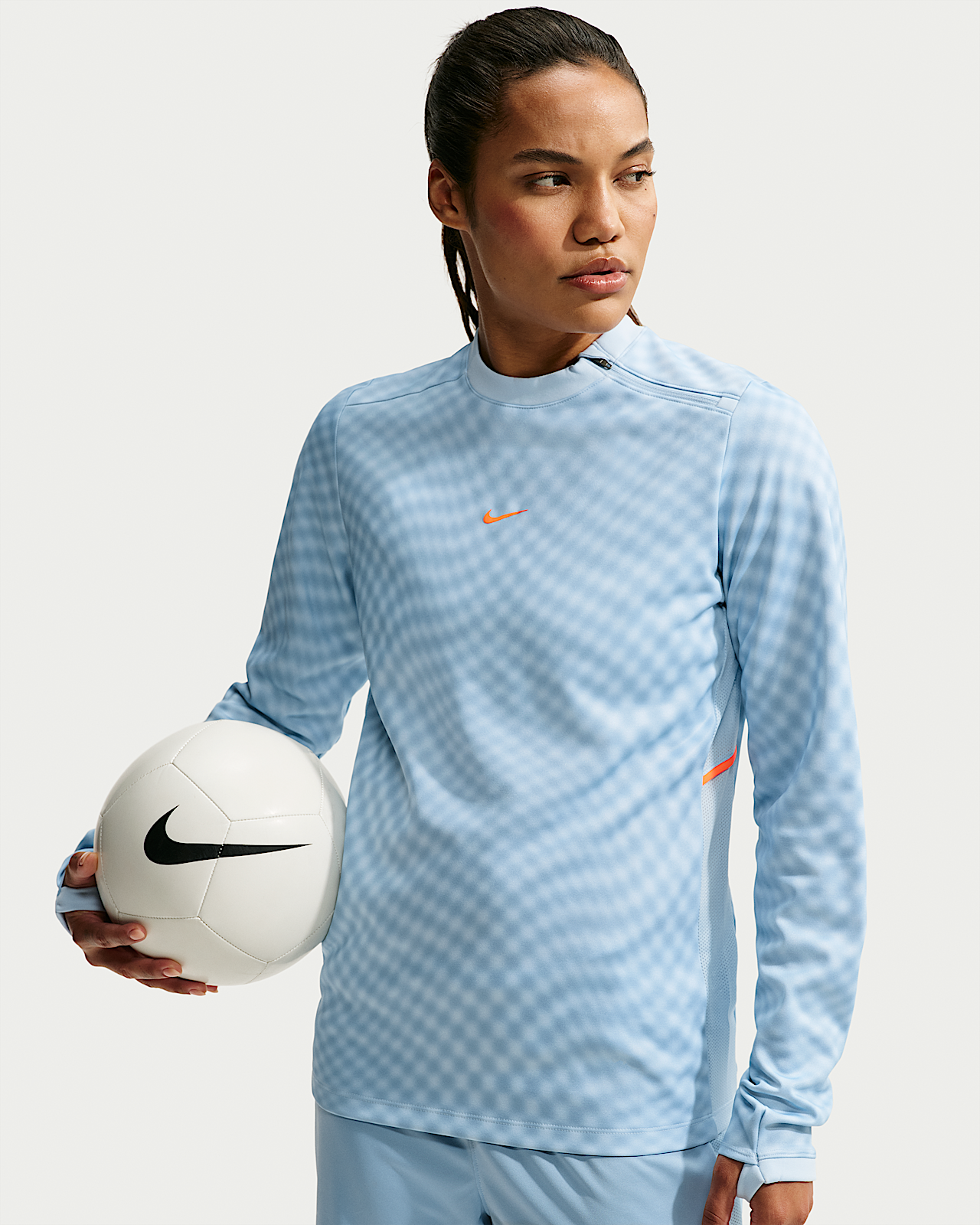 Женские  Nike United Academy Dri-FIT Long-Sleeve Soccer Top