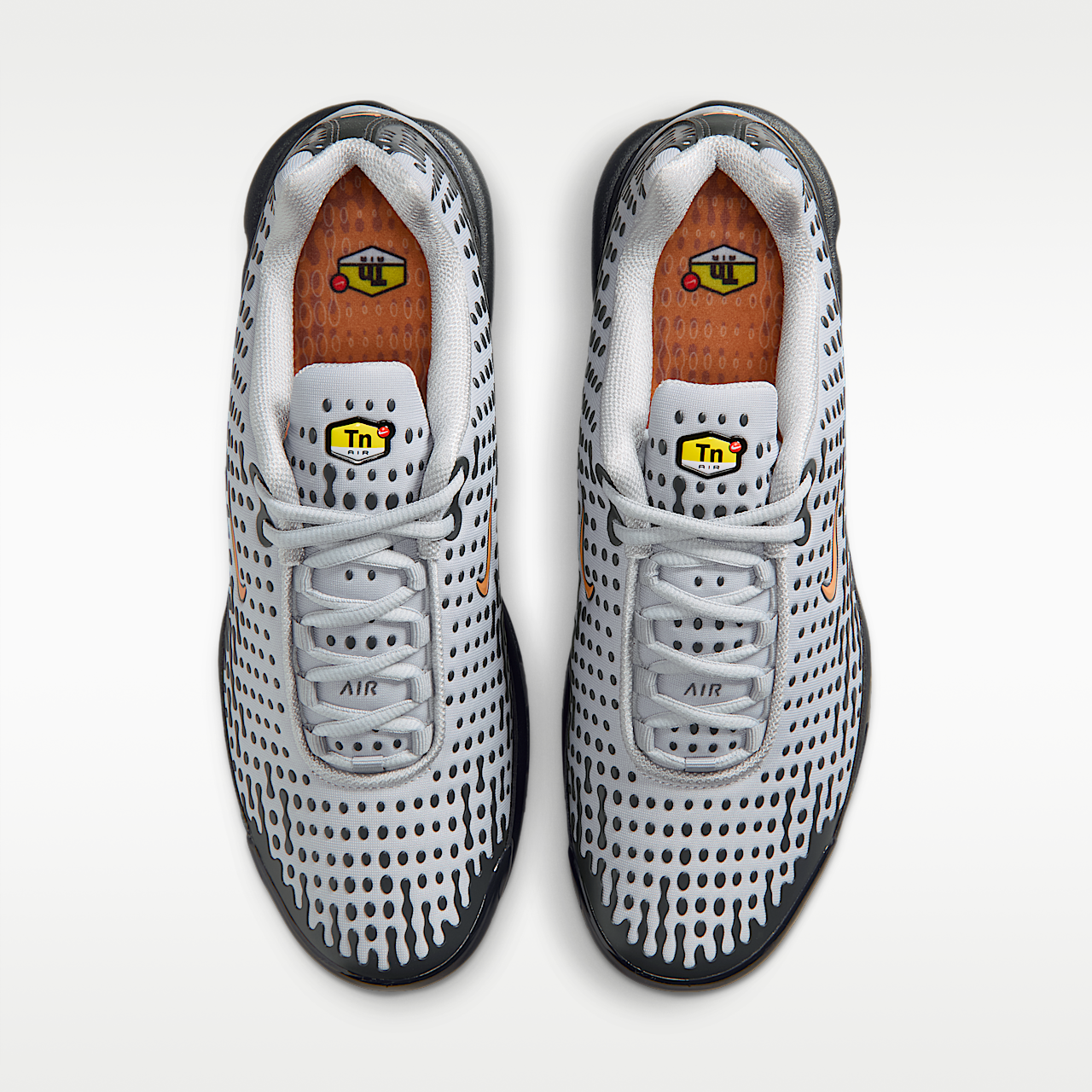 Nike Air Max Plus sneaker Light Smoke Grey/Dark Smoke Grey/Hot Curry
