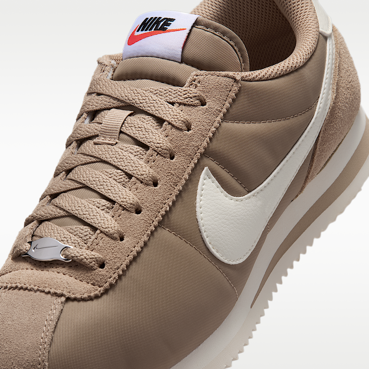 Nike Cortez sneaker British Khaki/Zwart/Safety Orange/Sail