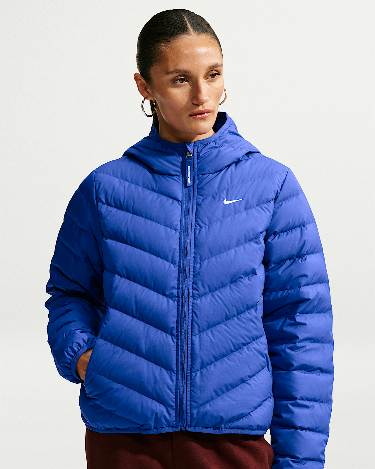 Женская куртка Nike Sportswear Windpuffer Therma-FIT Hooded Down