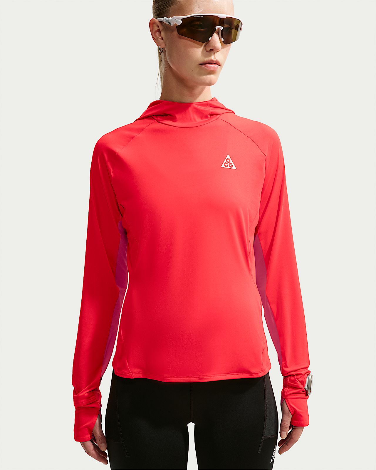 Женские  Nike ACG UV-Resistant Hooded Trail Mid-Layer Top для бега