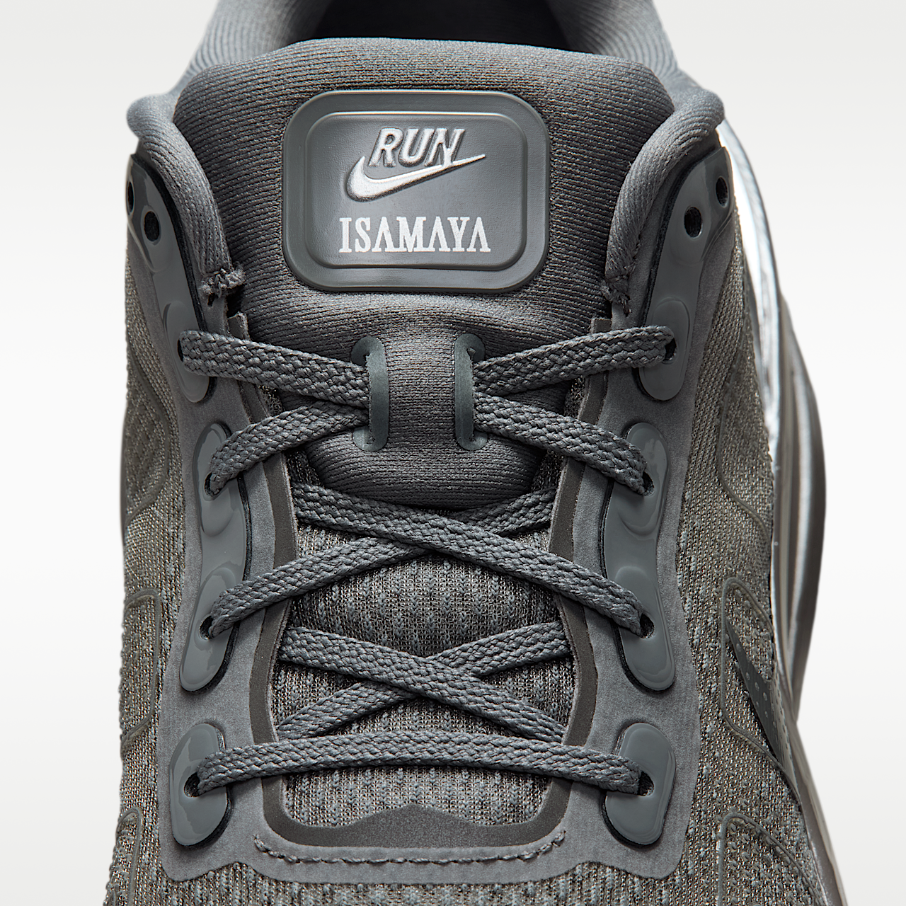Nike Vomero sneaker Smoke Grey/Light Smoke Grey/Chrome/Smoke Grey